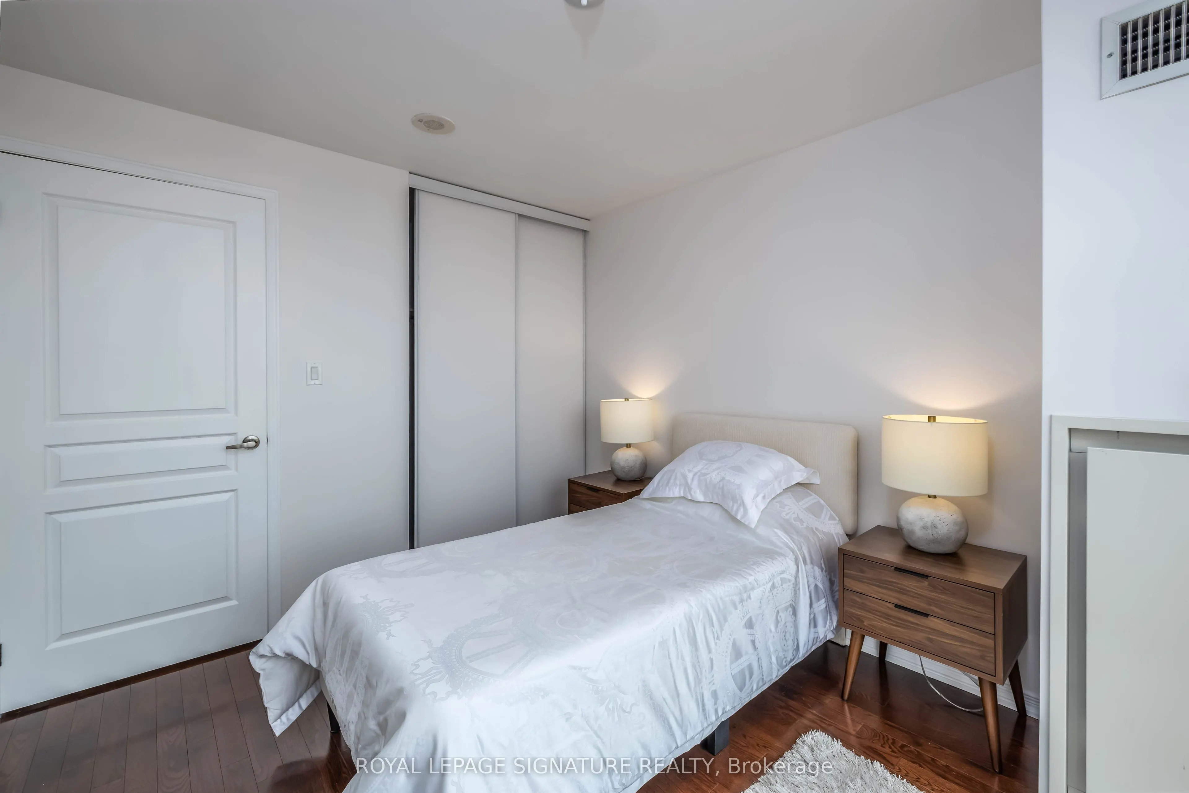 308 Palmerston Avenue #PH07