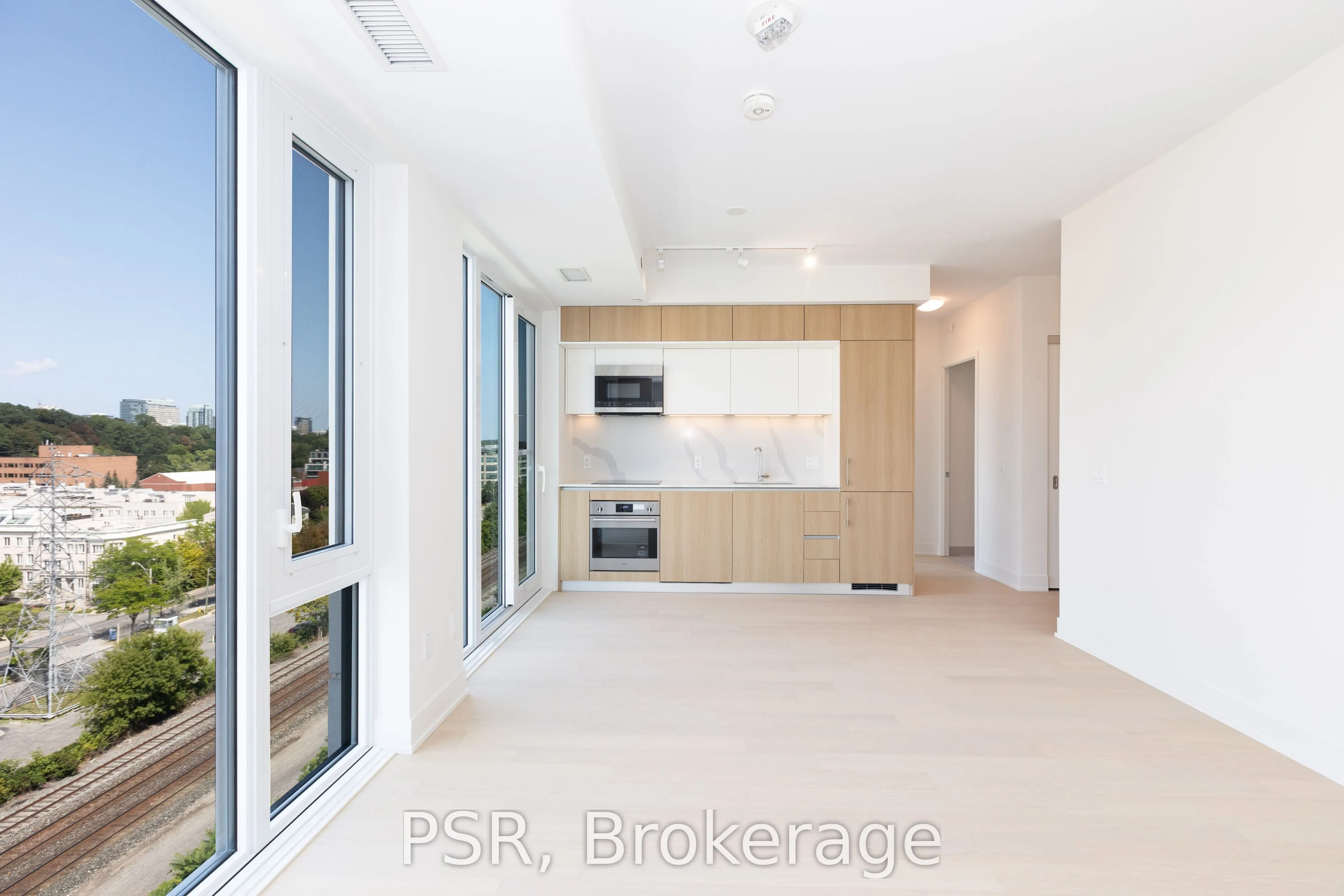 328 Dupont Street #1006