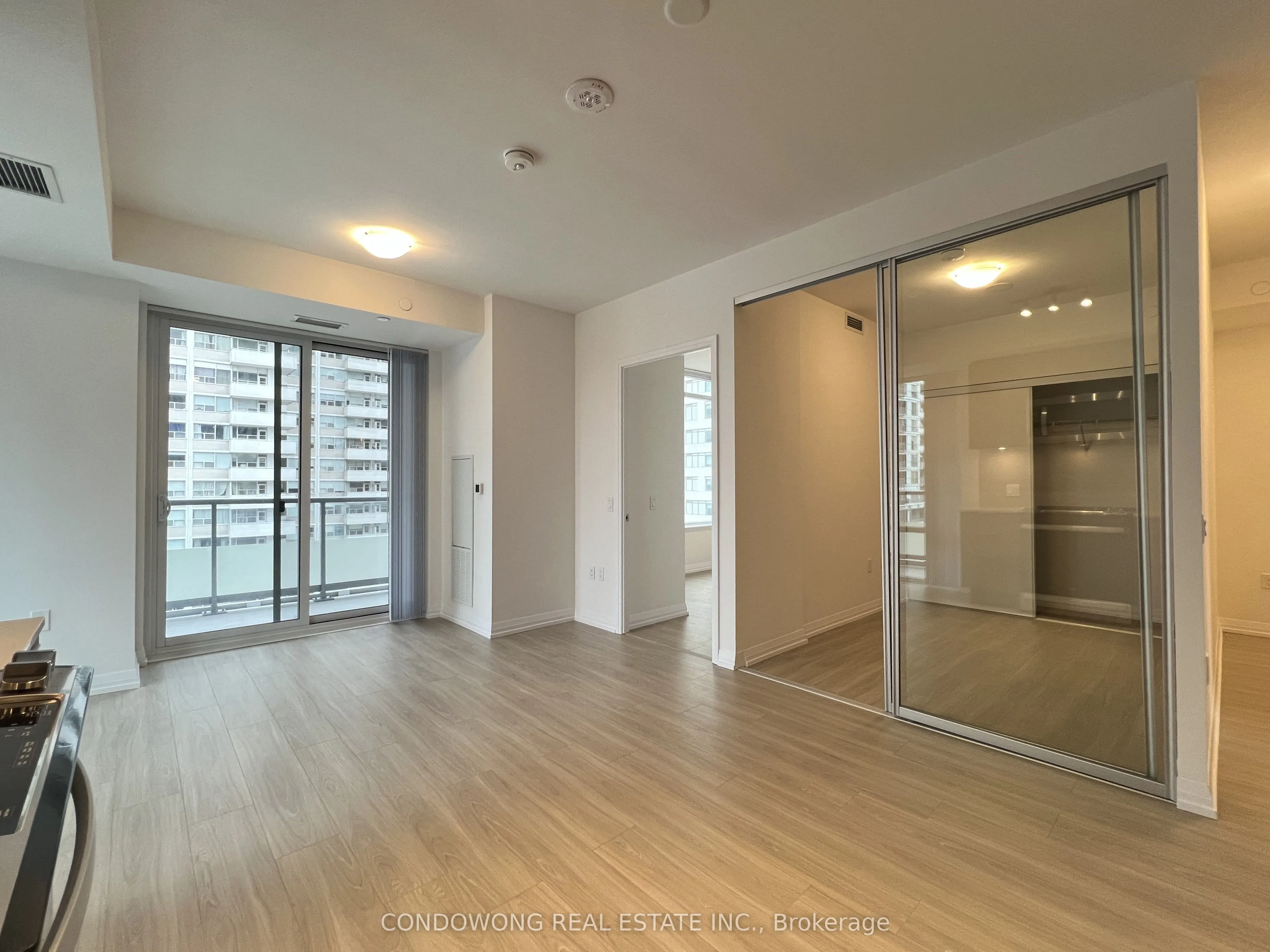 50 Dunfield Avenue #1019
