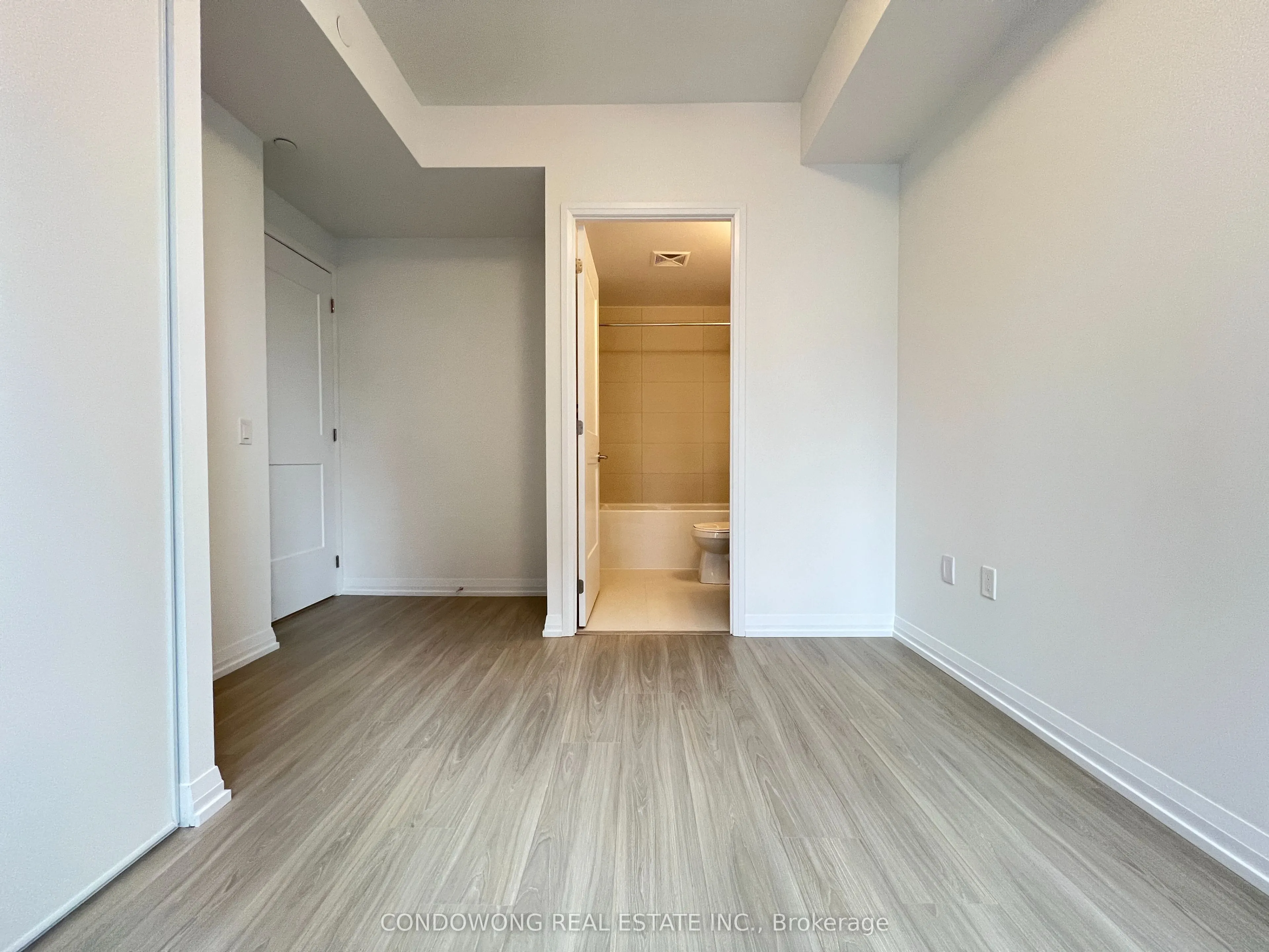 50 Dunfield Avenue #1019