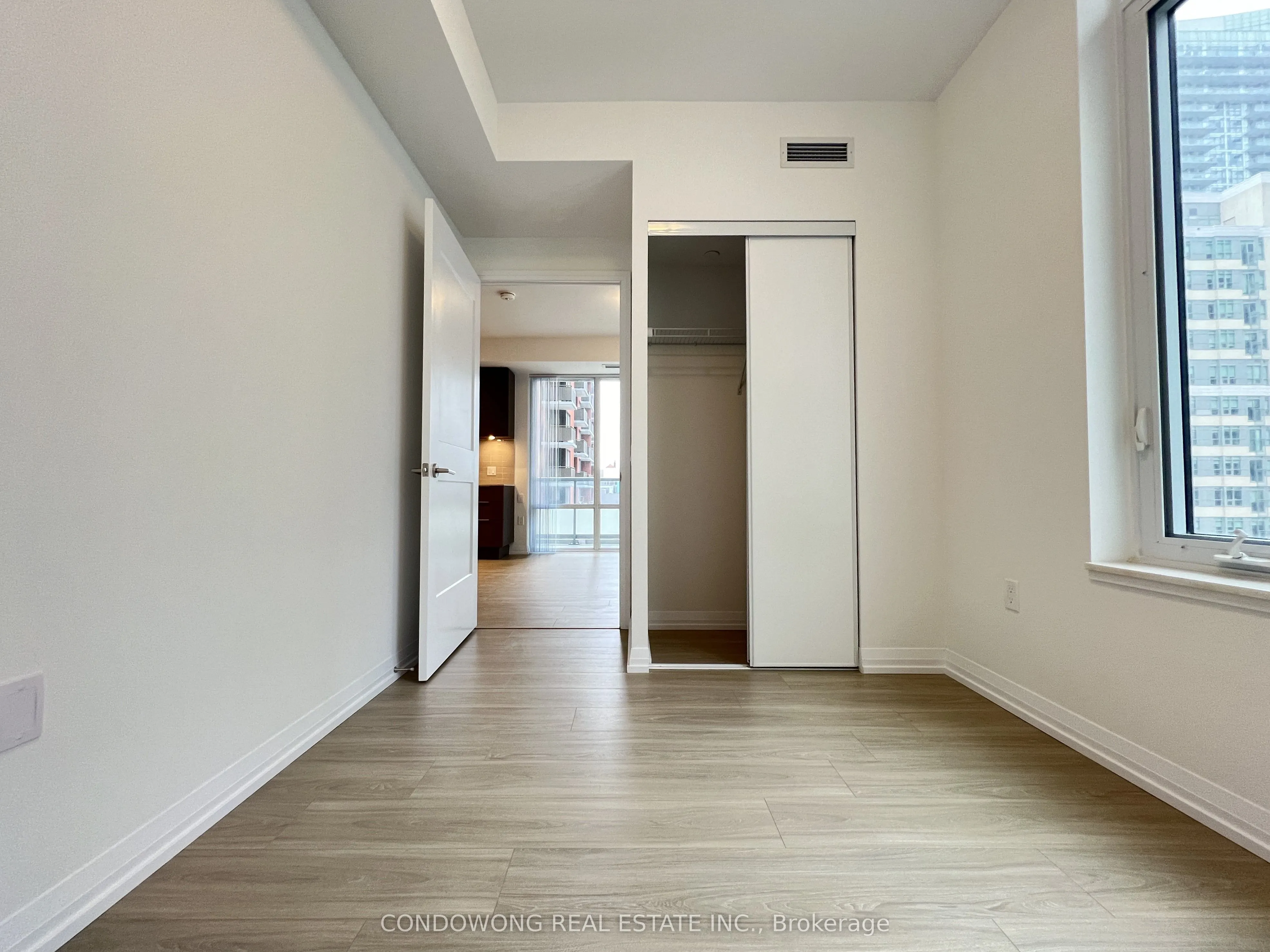 50 Dunfield Avenue #1019