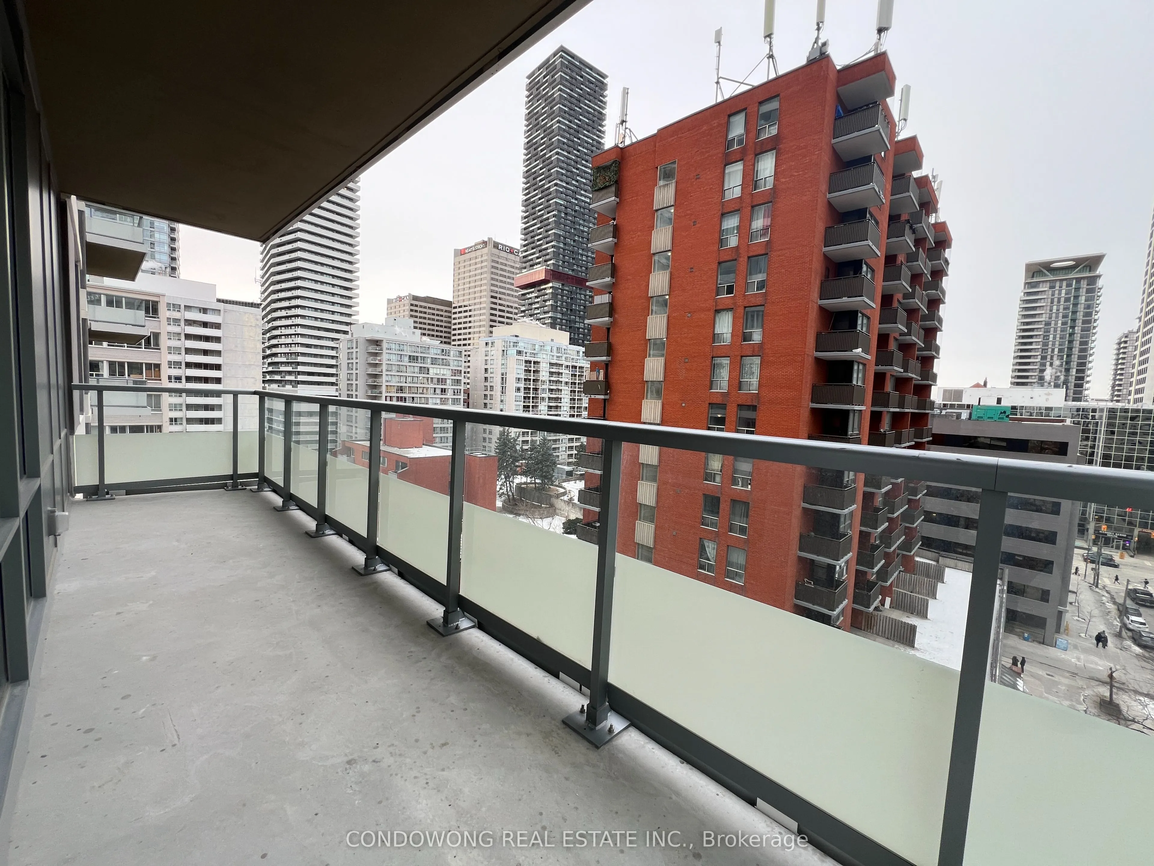 50 Dunfield Avenue #1019