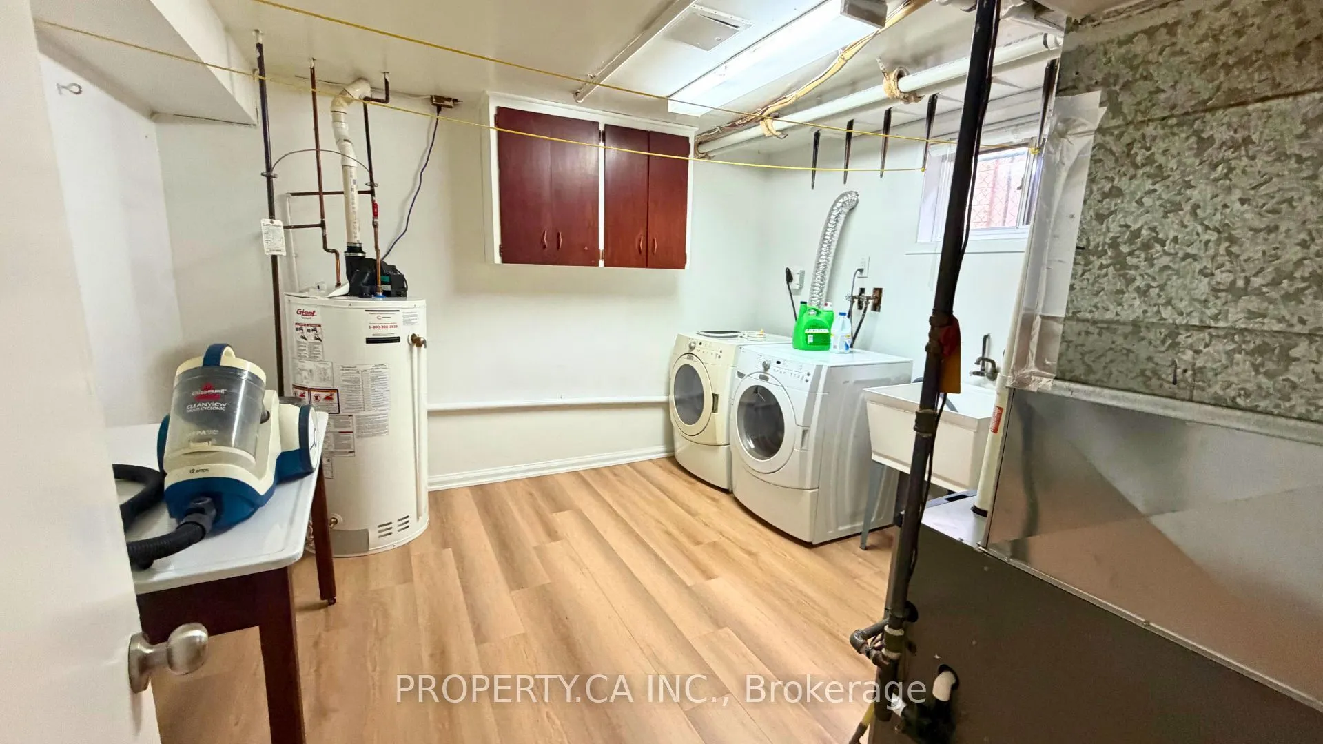 46 Hove Street #Lower Level
