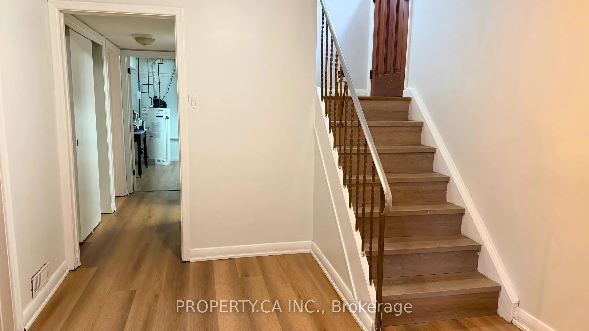 46 Hove Street #Lower Level