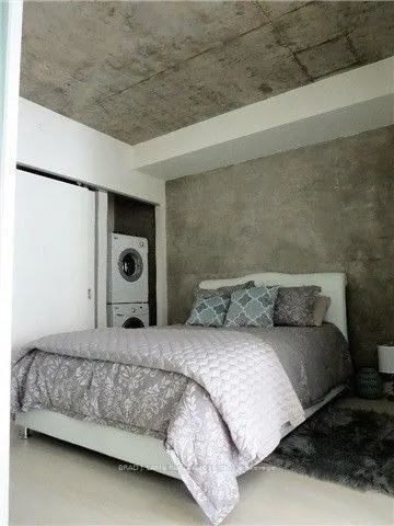 111 Bathurst Street #1212