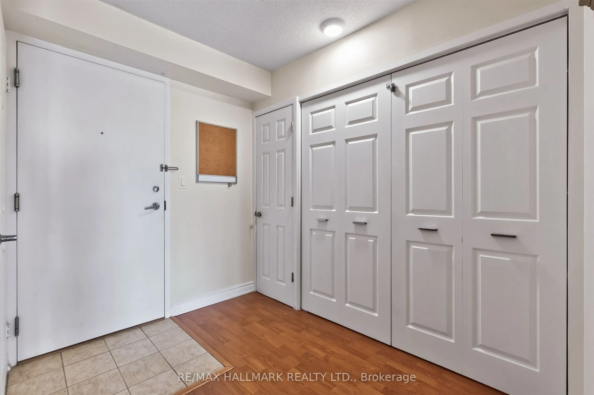 1369 Bloor Street W #806