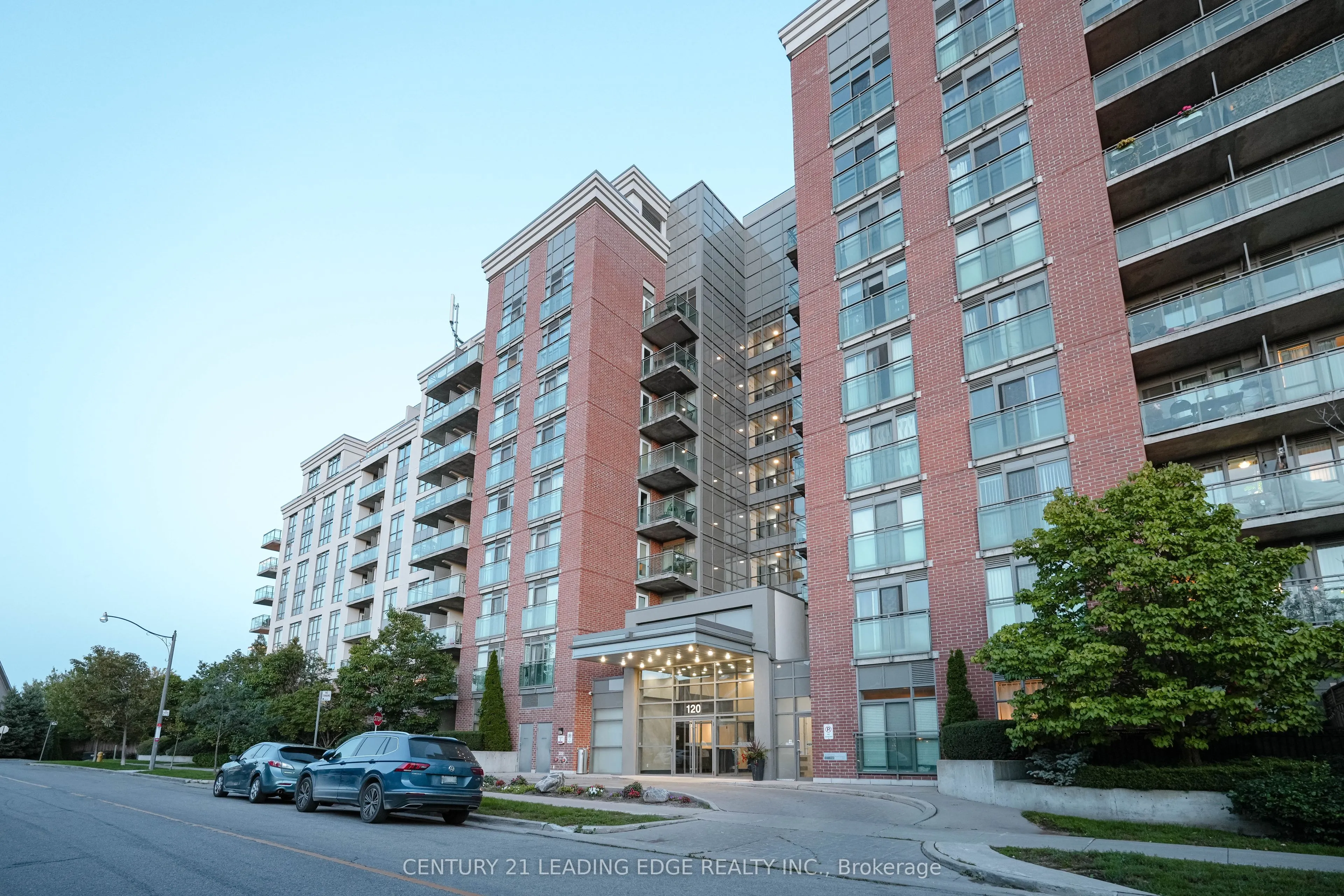 120 Dallimore Circle #820