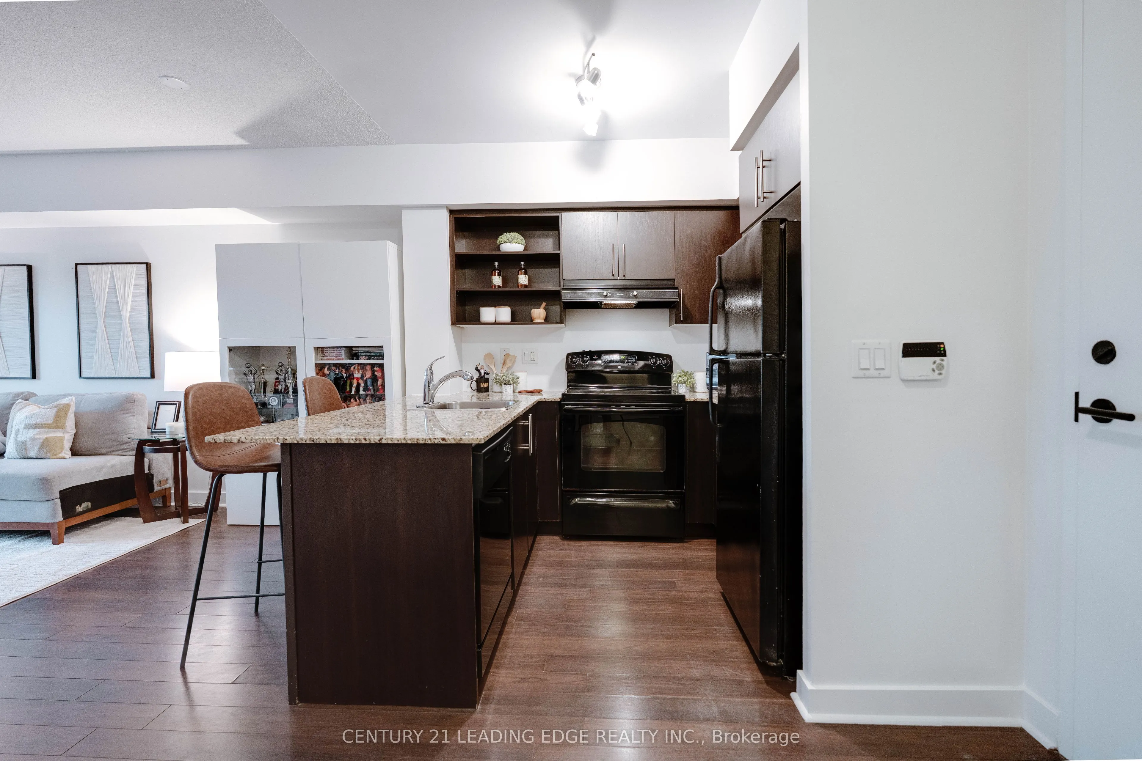 120 Dallimore Circle #820