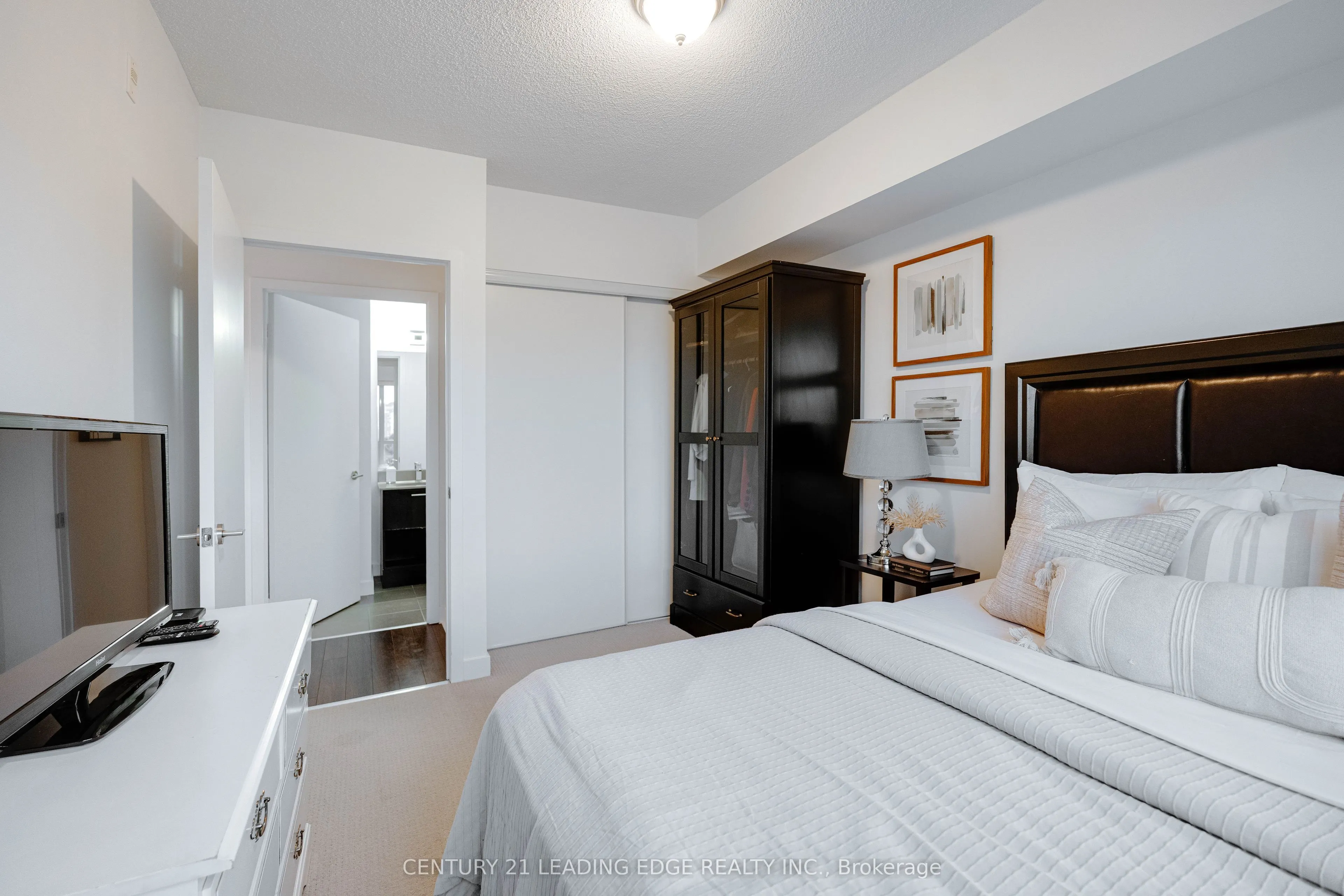 120 Dallimore Circle #820