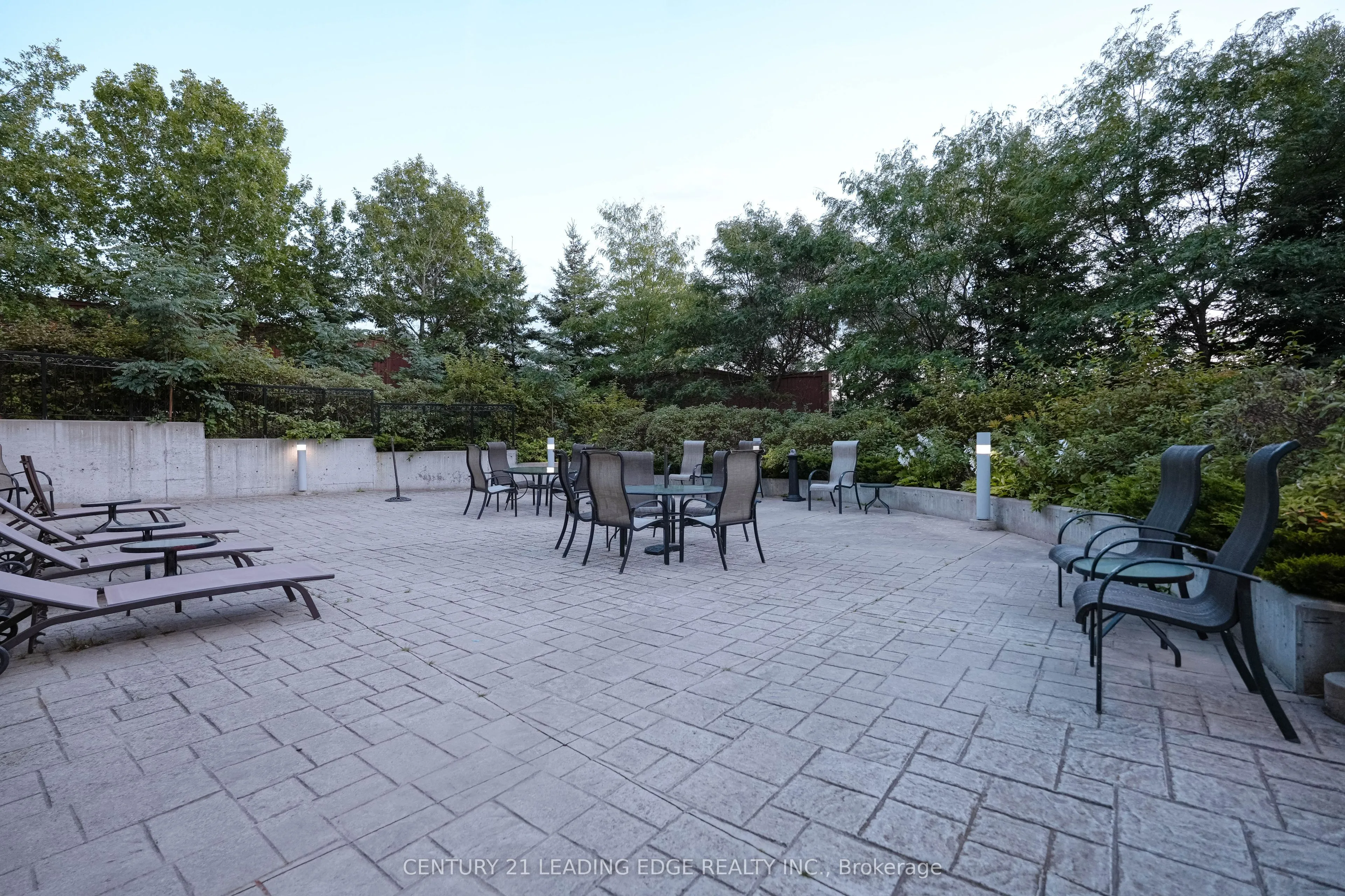 120 Dallimore Circle #820