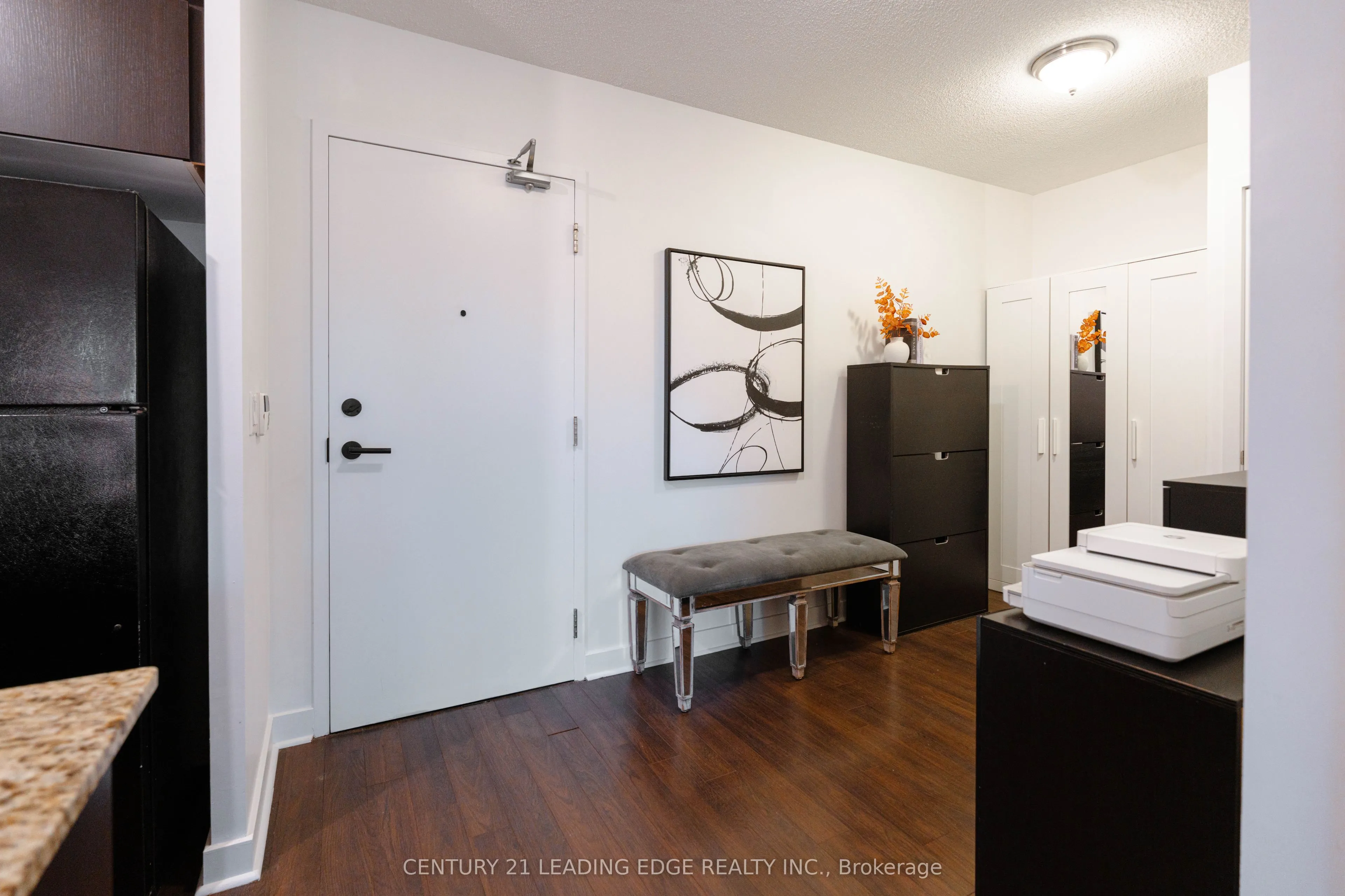 120 Dallimore Circle #820
