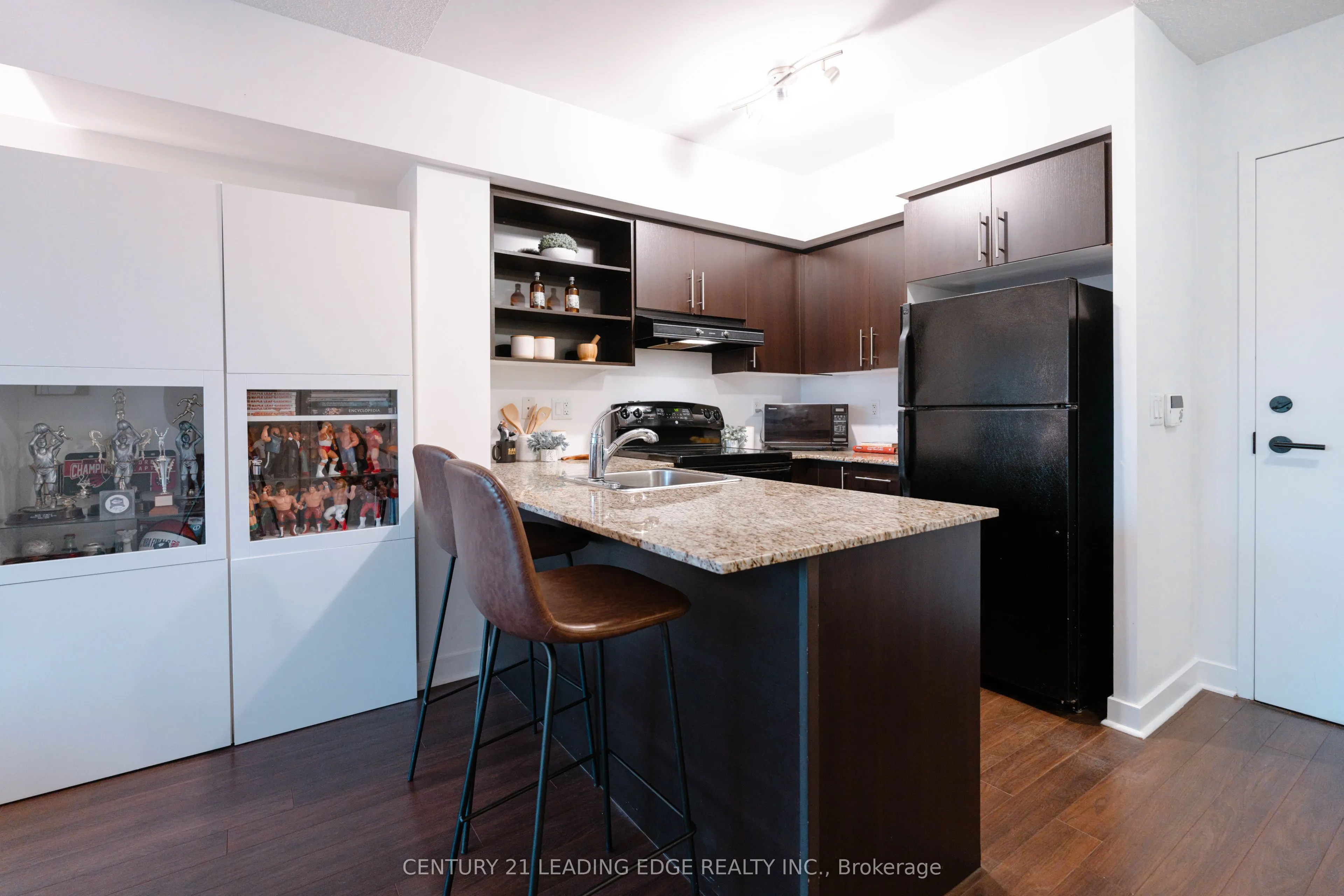 120 Dallimore Circle #820