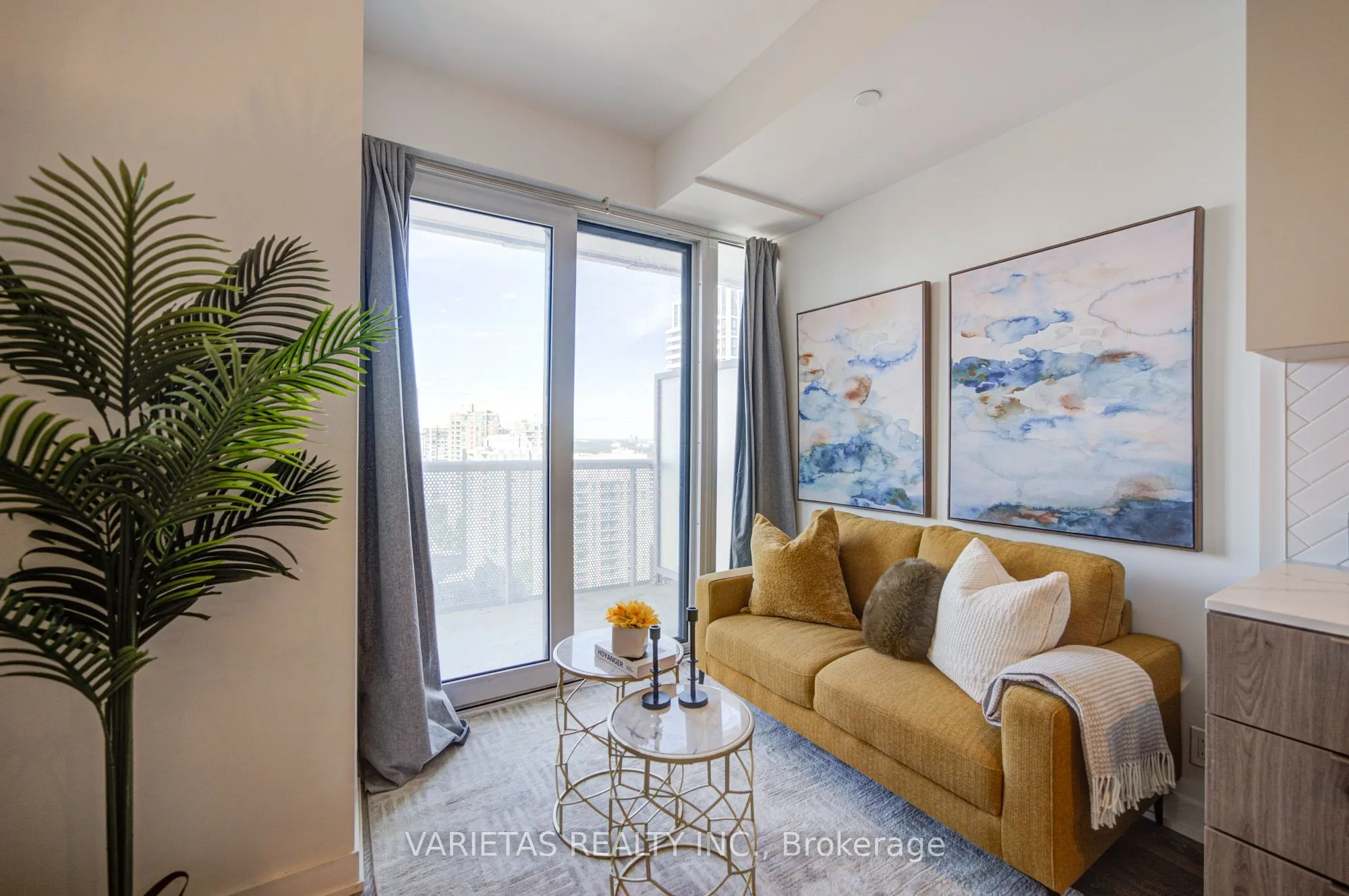 15 Holmes Avenue #1906