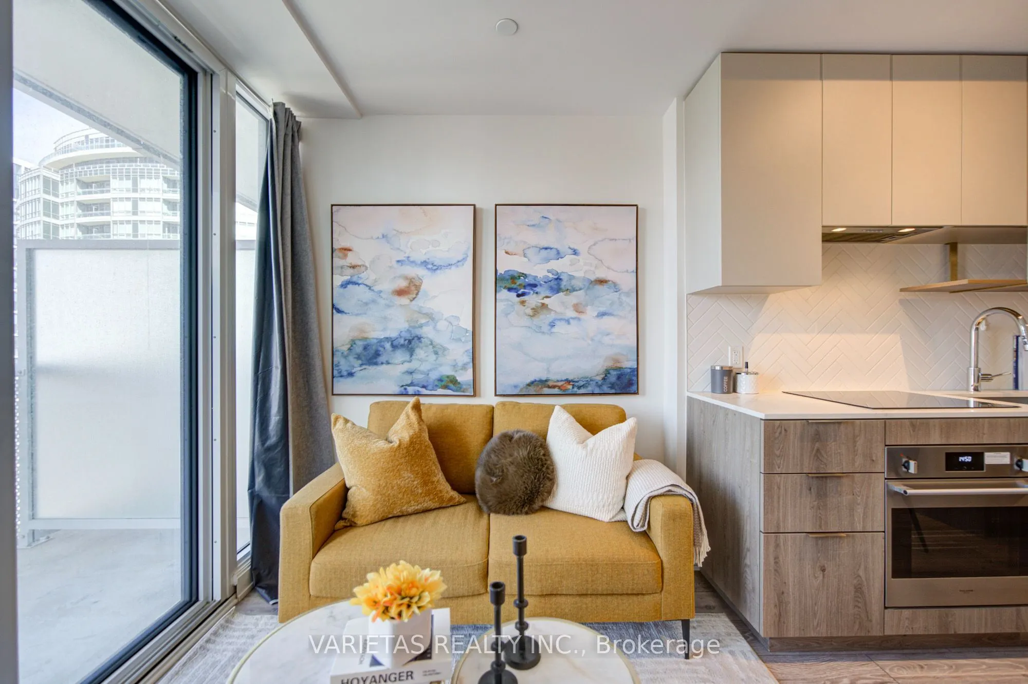 15 Holmes Avenue #1906