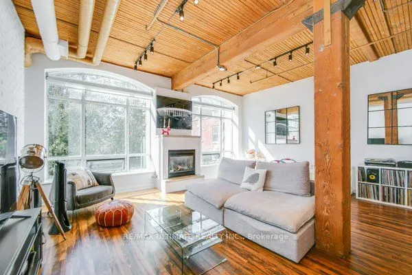 993 Queen Street W #104