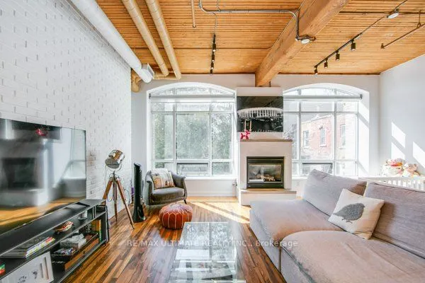 993 Queen Street W #104