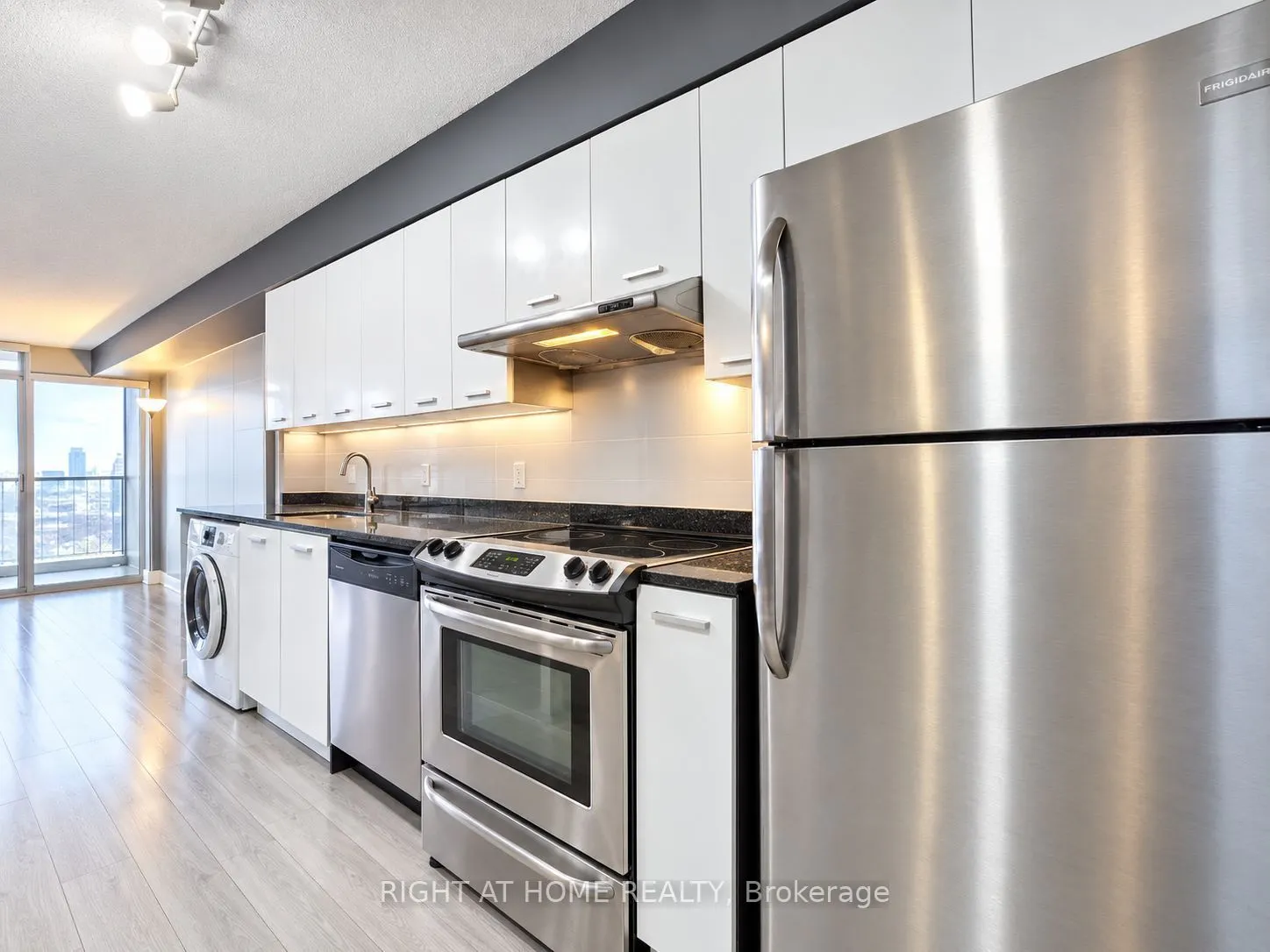 19 Singer Court #1701B