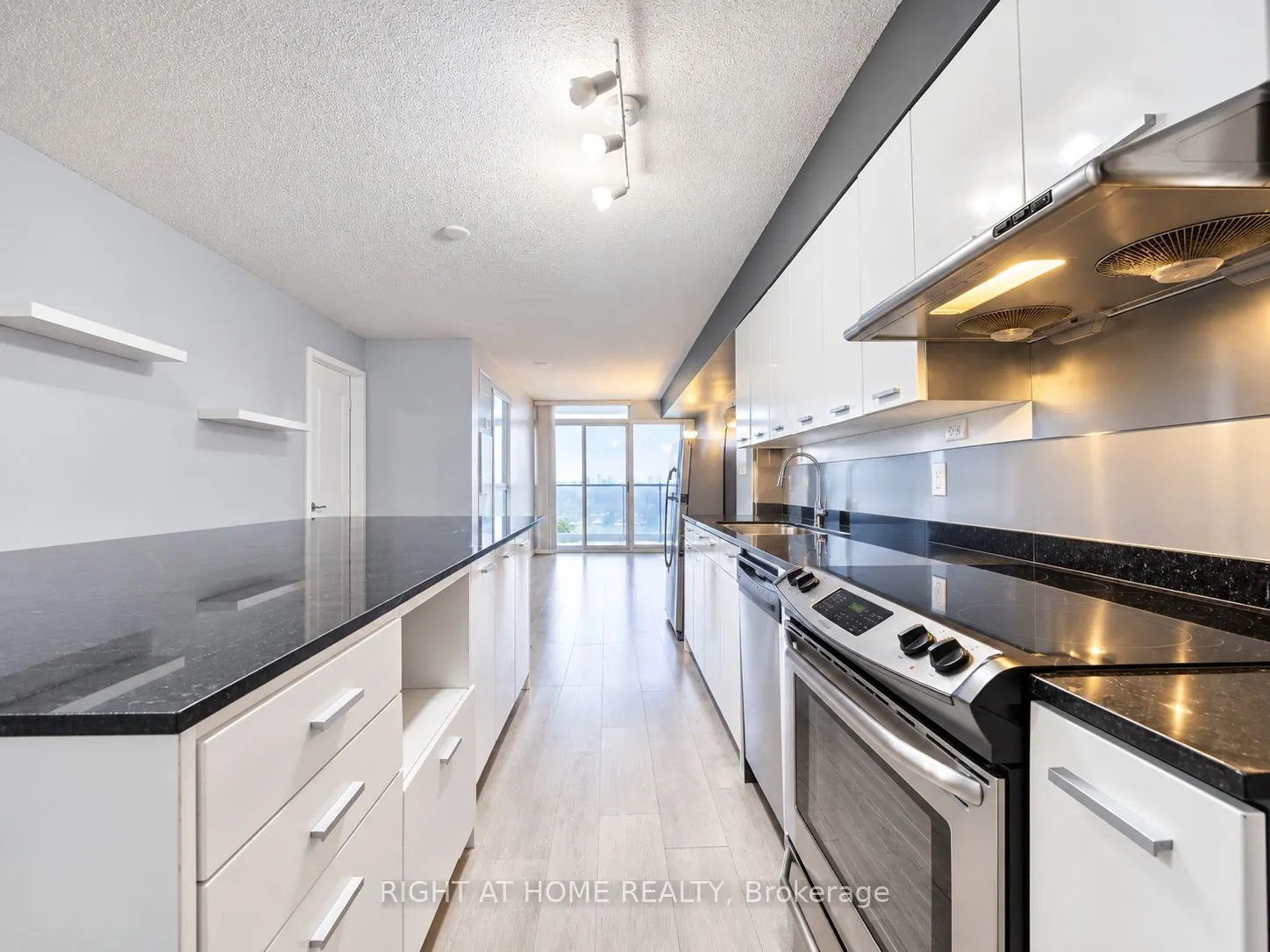 19 Singer Court #1701B