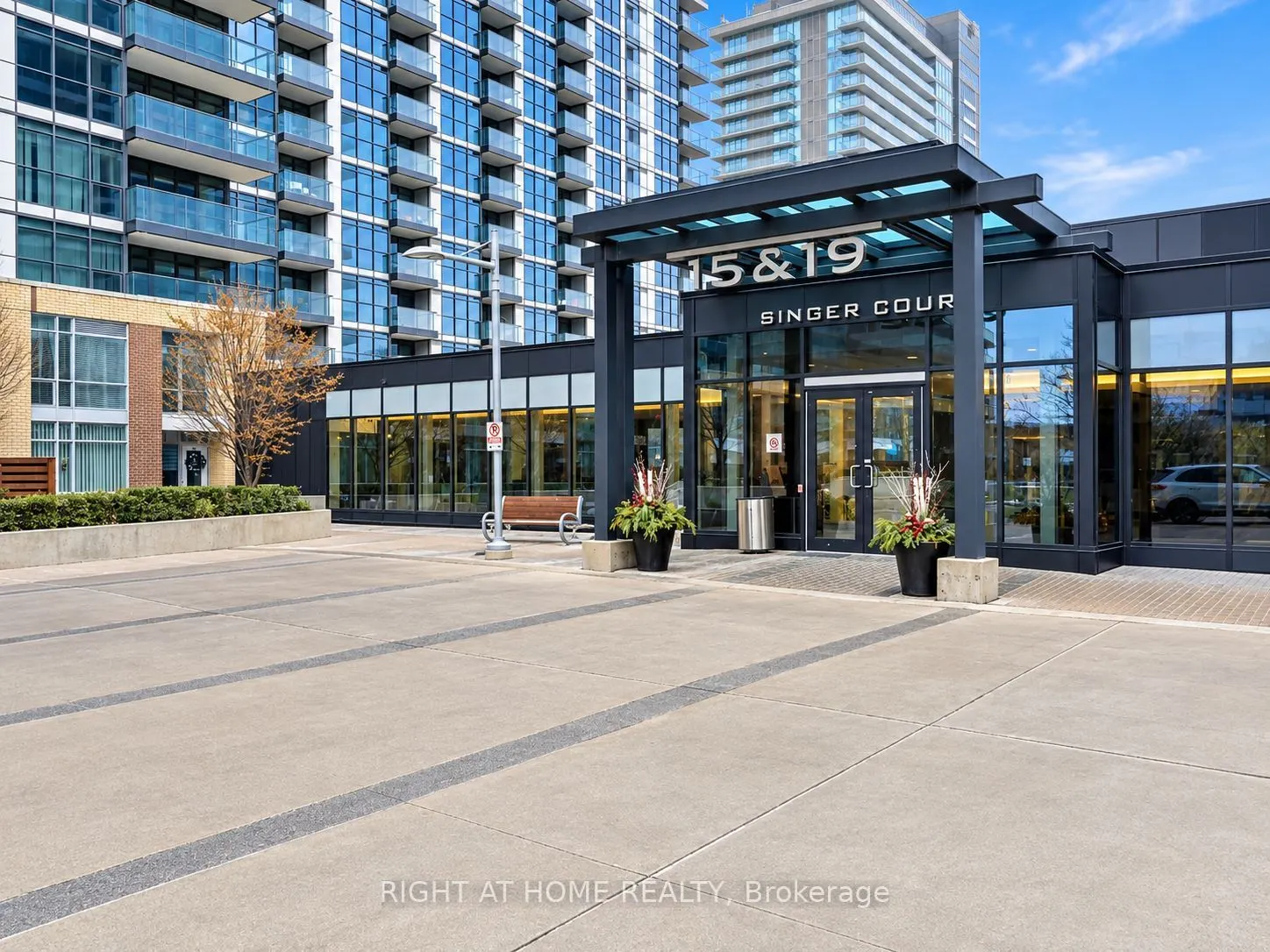 19 Singer Court #1701B