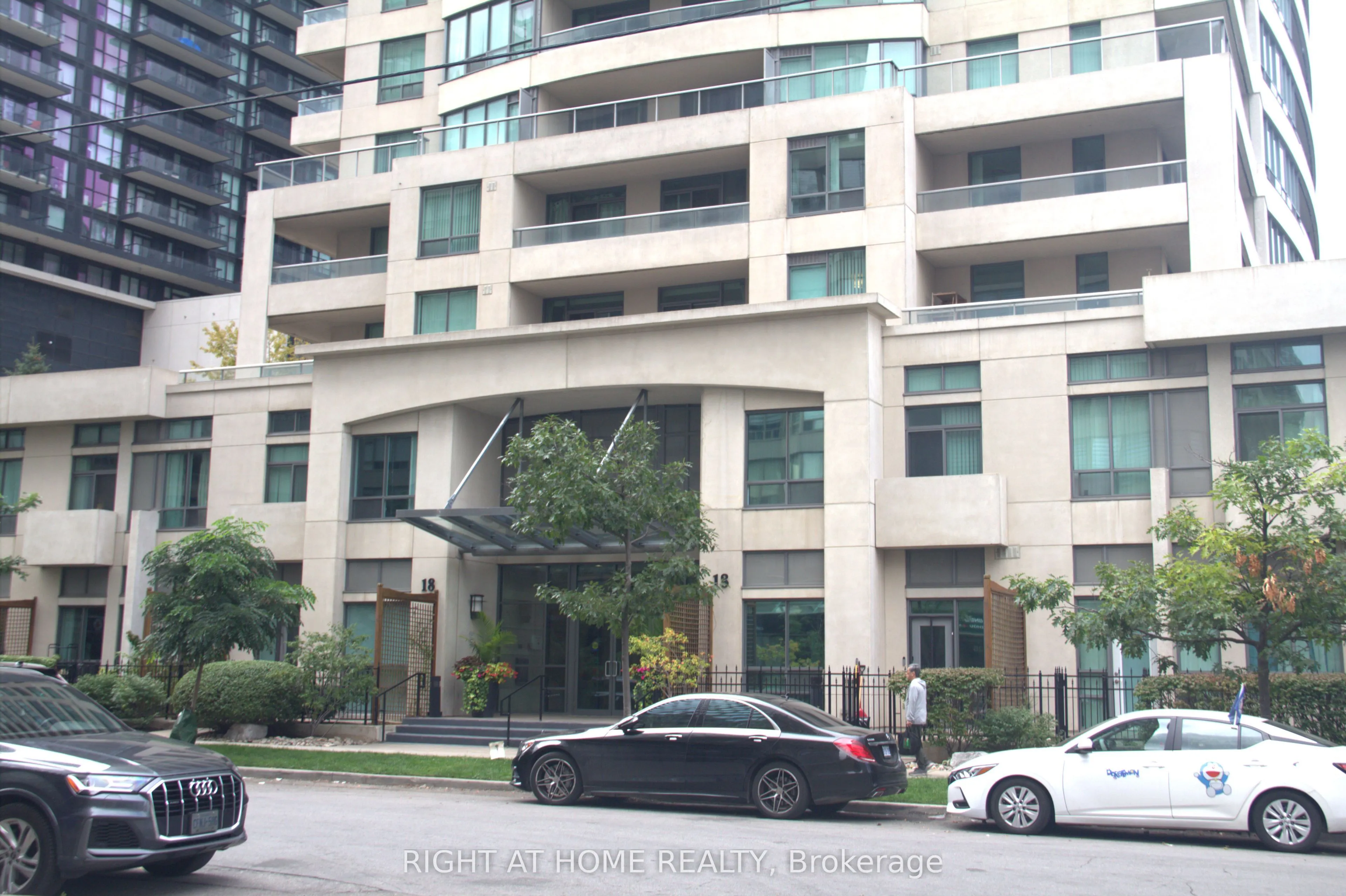 18 Spring Garden Avenue #3207