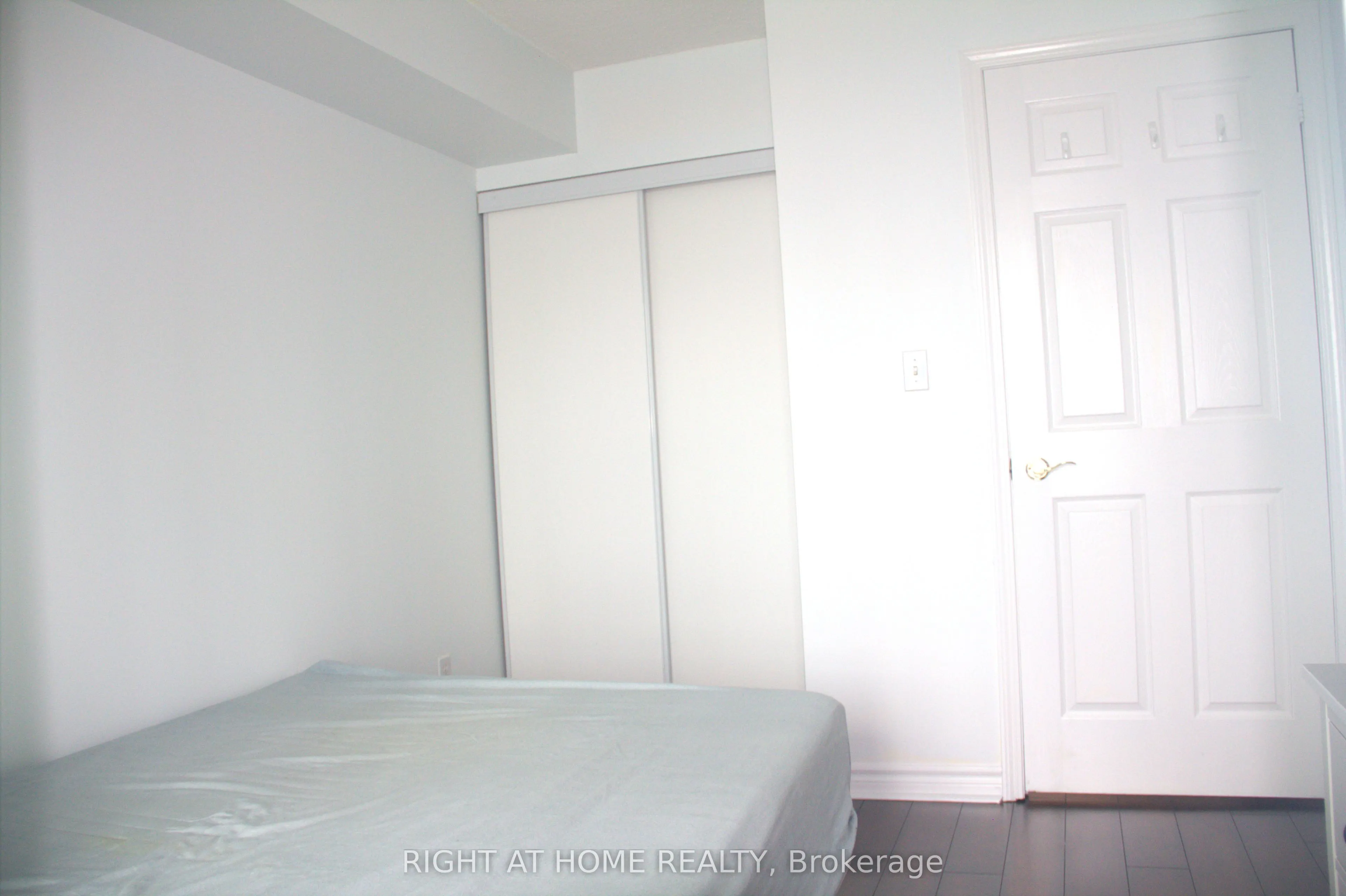 18 Spring Garden Avenue #3207