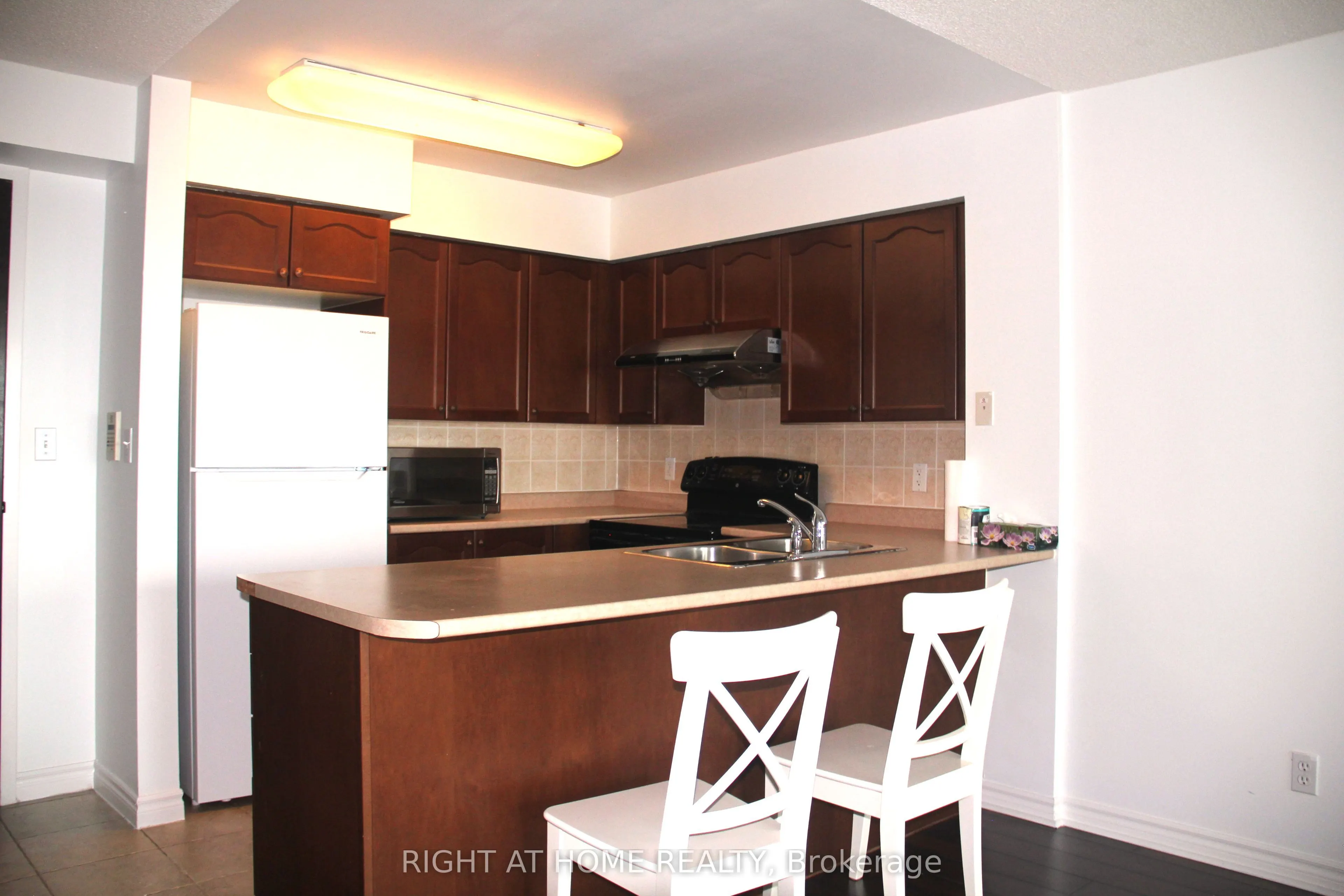 18 Spring Garden Avenue #3207