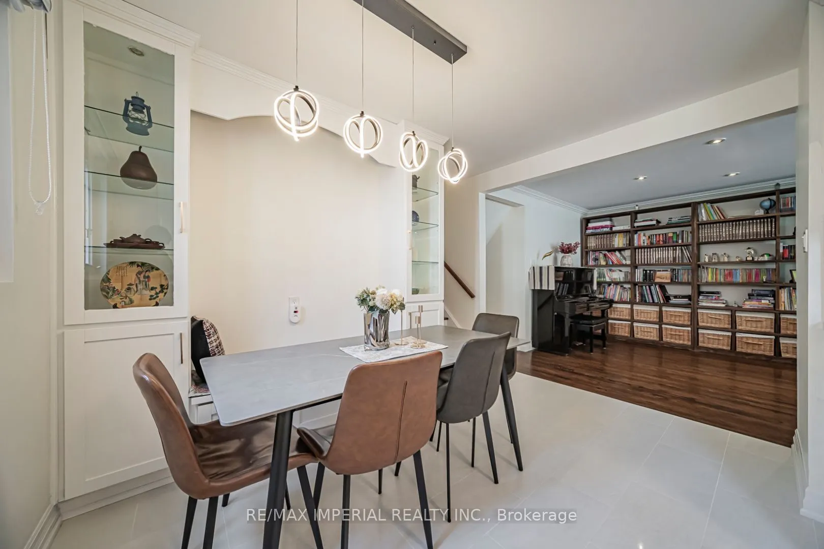 4 Quincy Crescent