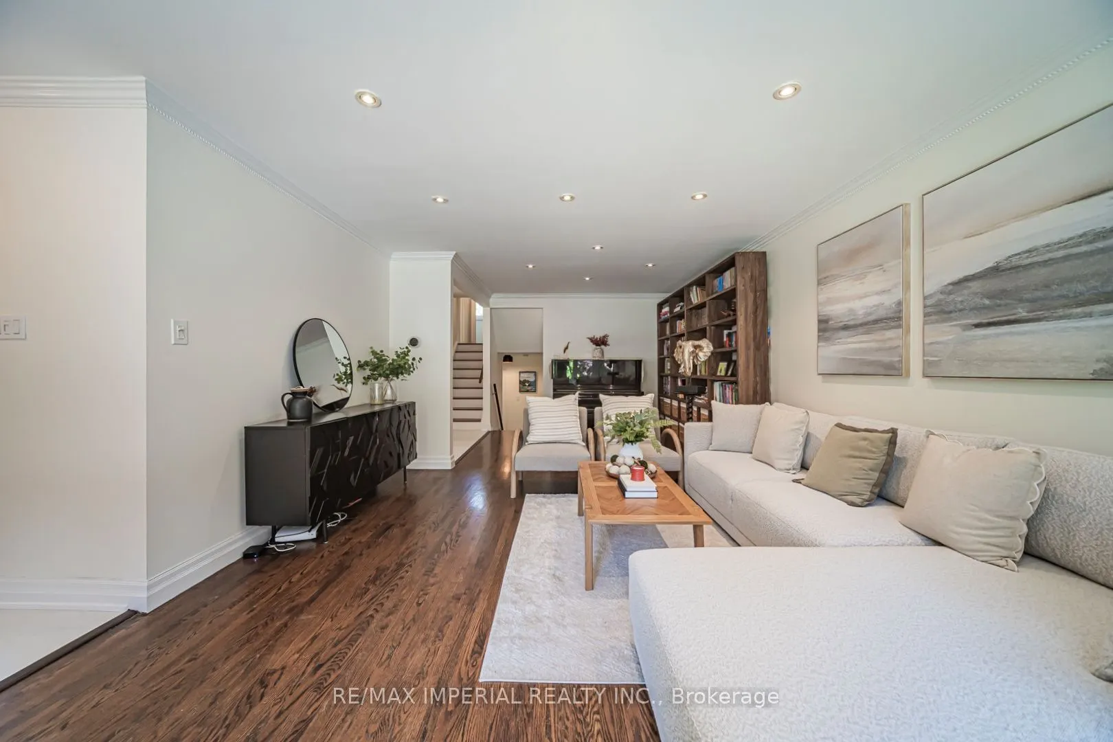4 Quincy Crescent