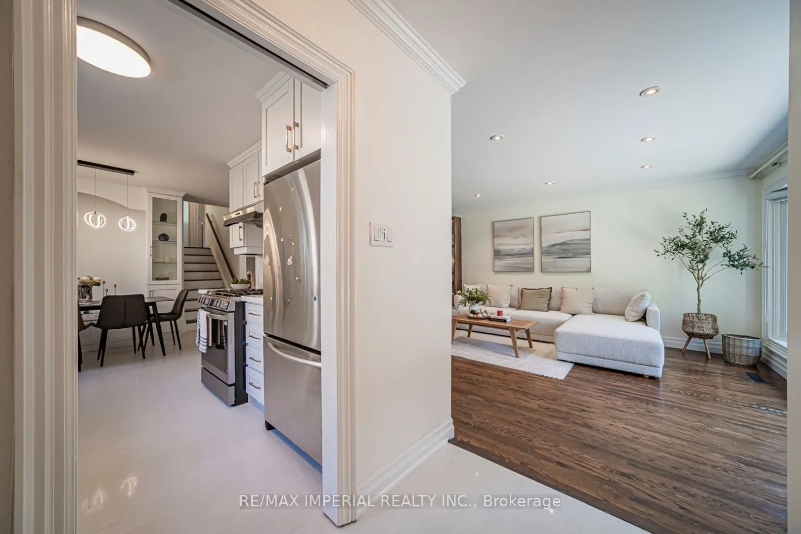 4 Quincy Crescent