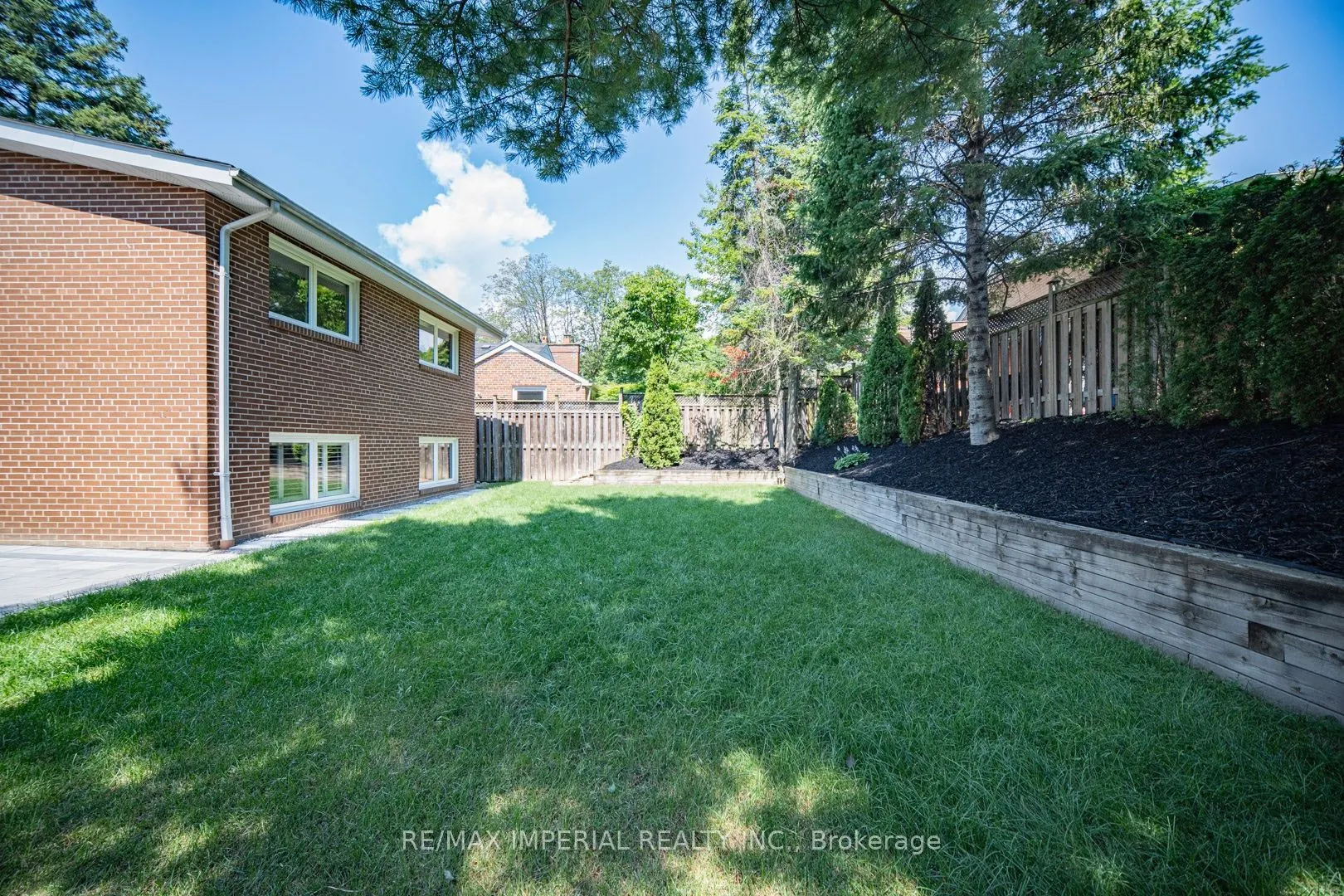 4 Quincy Crescent