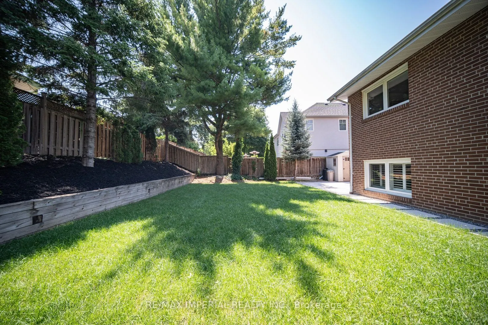4 Quincy Crescent