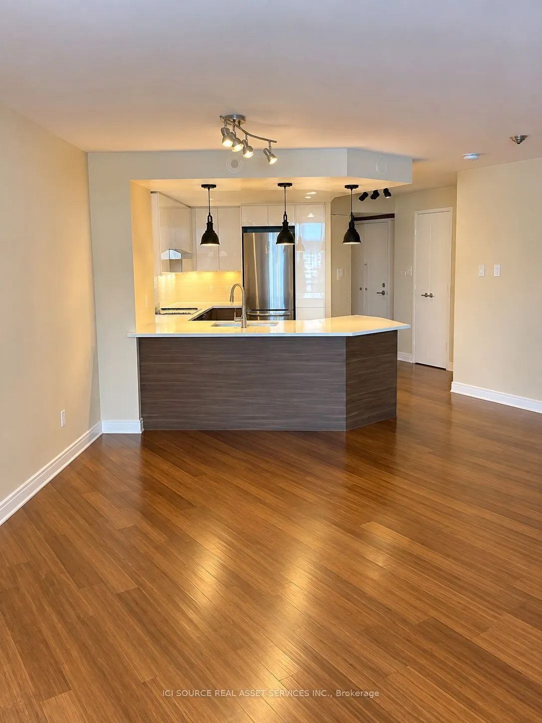 77 Maitland Place #1226