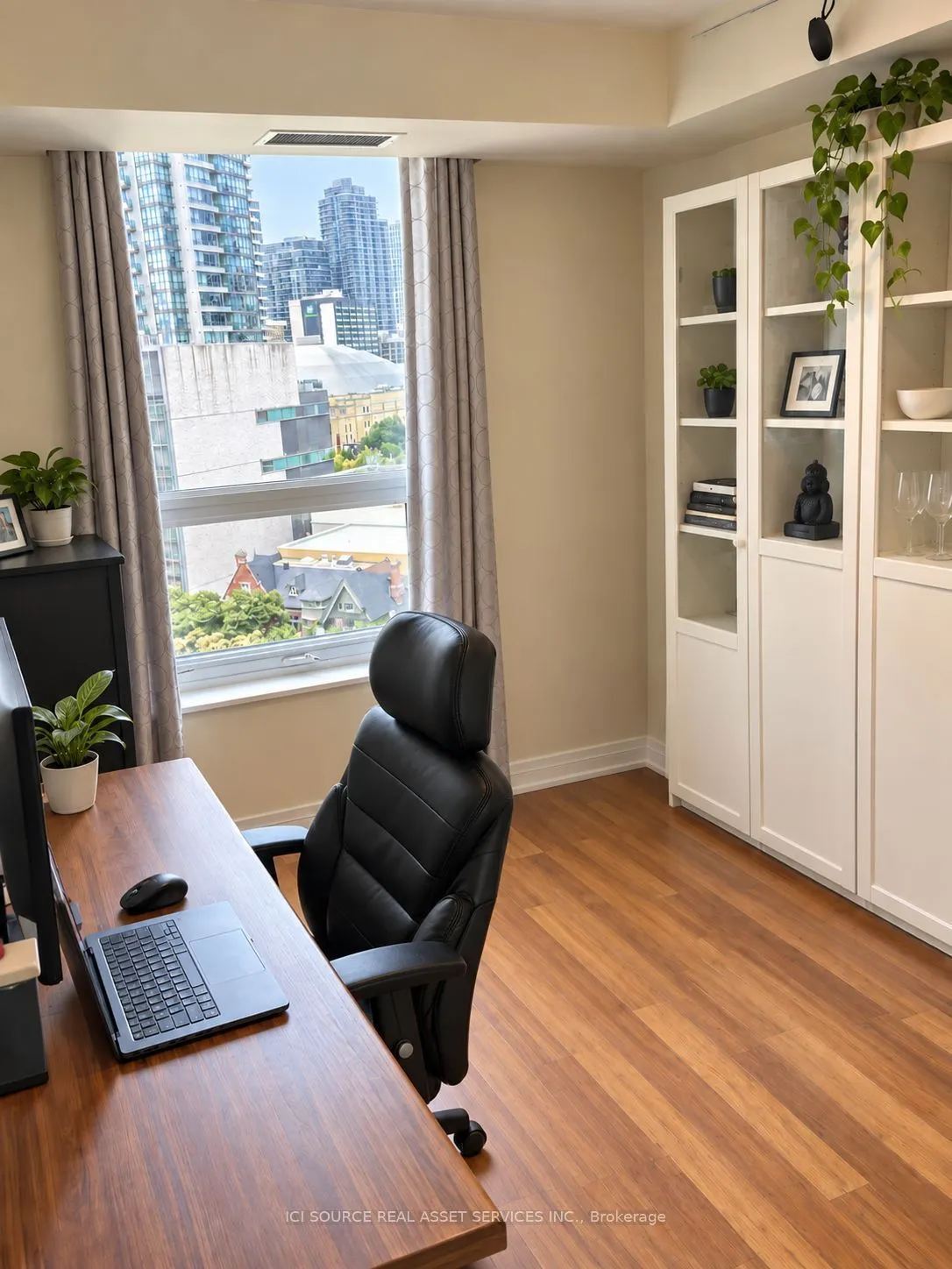 77 Maitland Place #1226