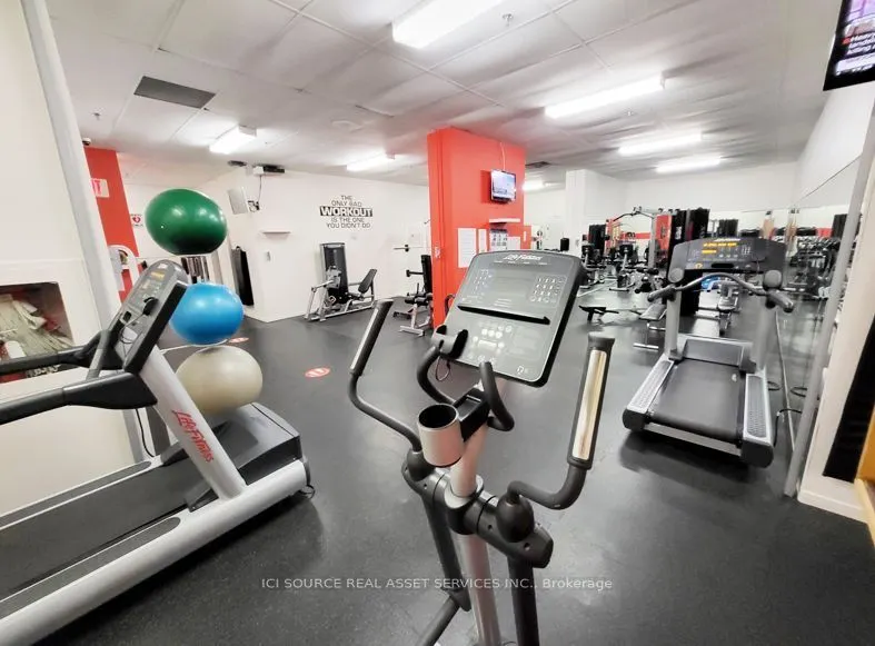 77 Maitland Place #1226