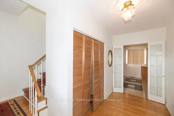 1 Snowcrest Avenue