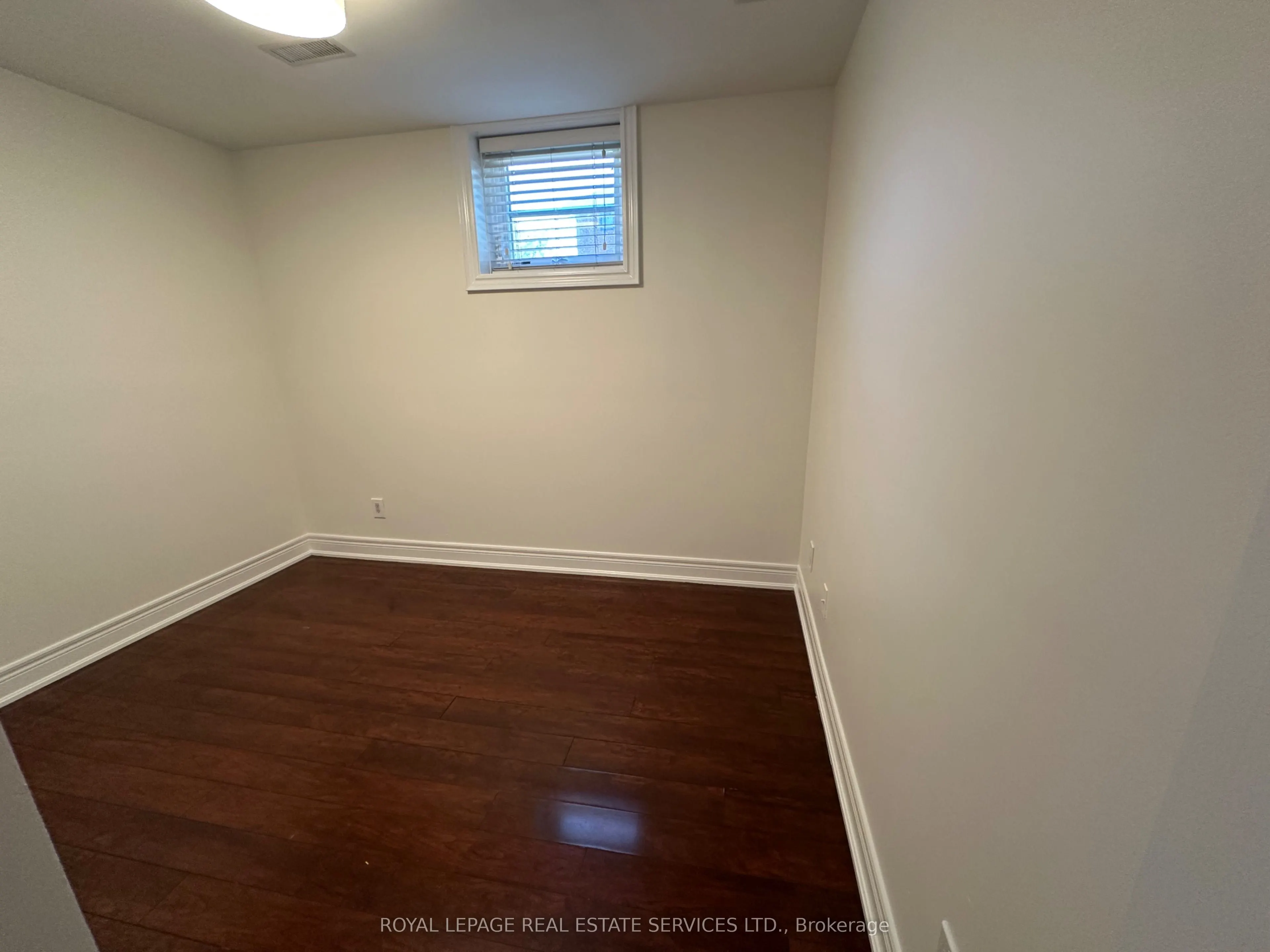 87 Lawrence Avenue W ##1