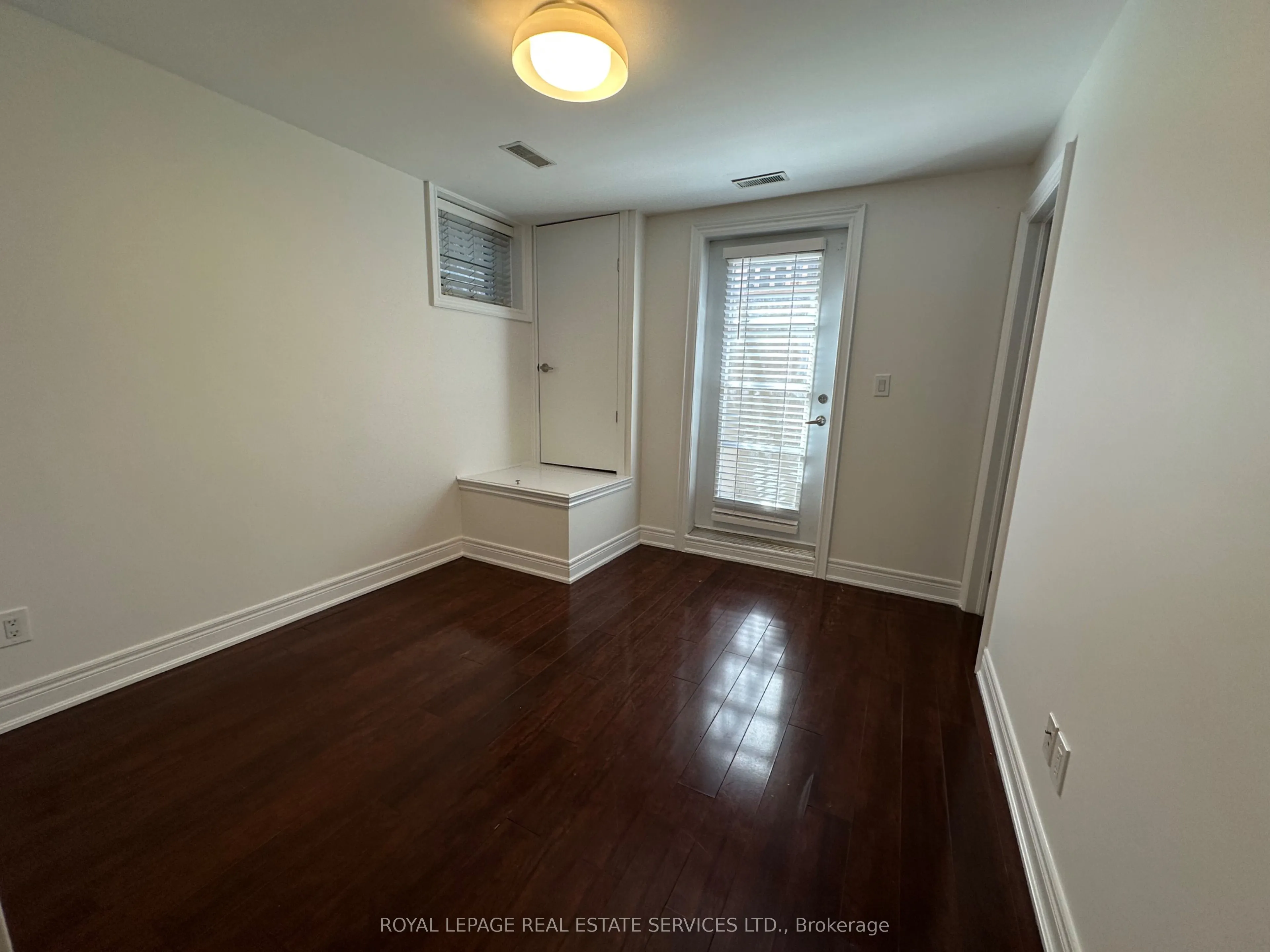 87 Lawrence Avenue W ##1