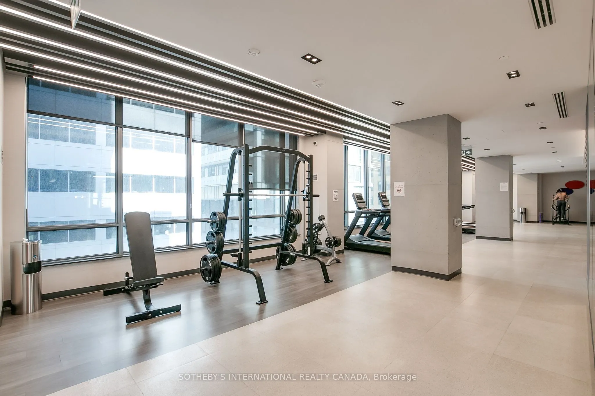 108 Peter Street #611