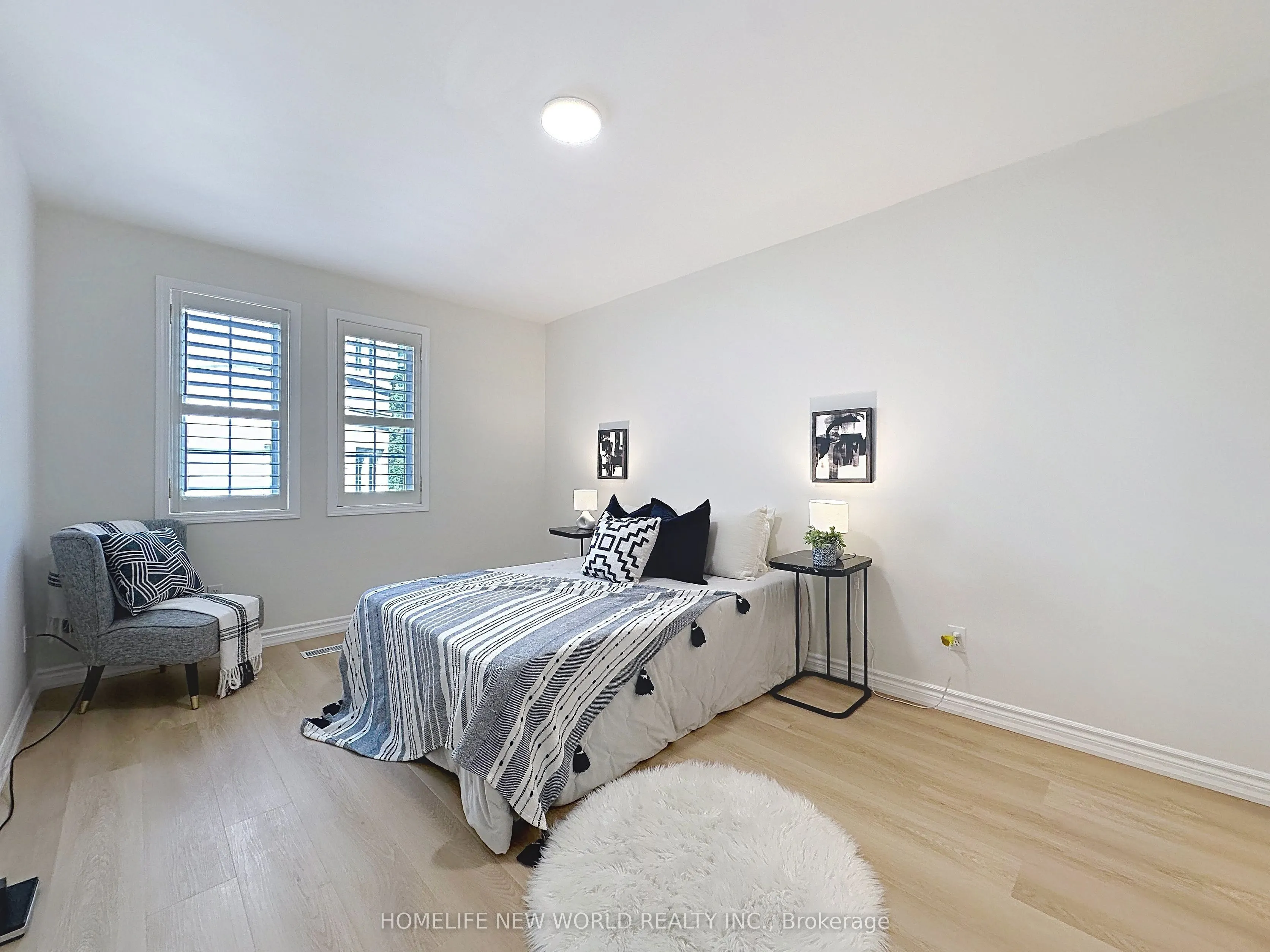 16 Humberstone Drive #102