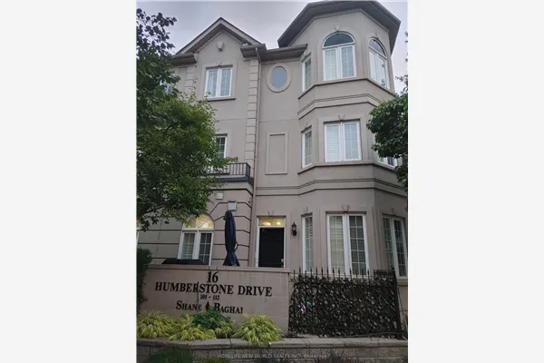 16 Humberstone Drive #102