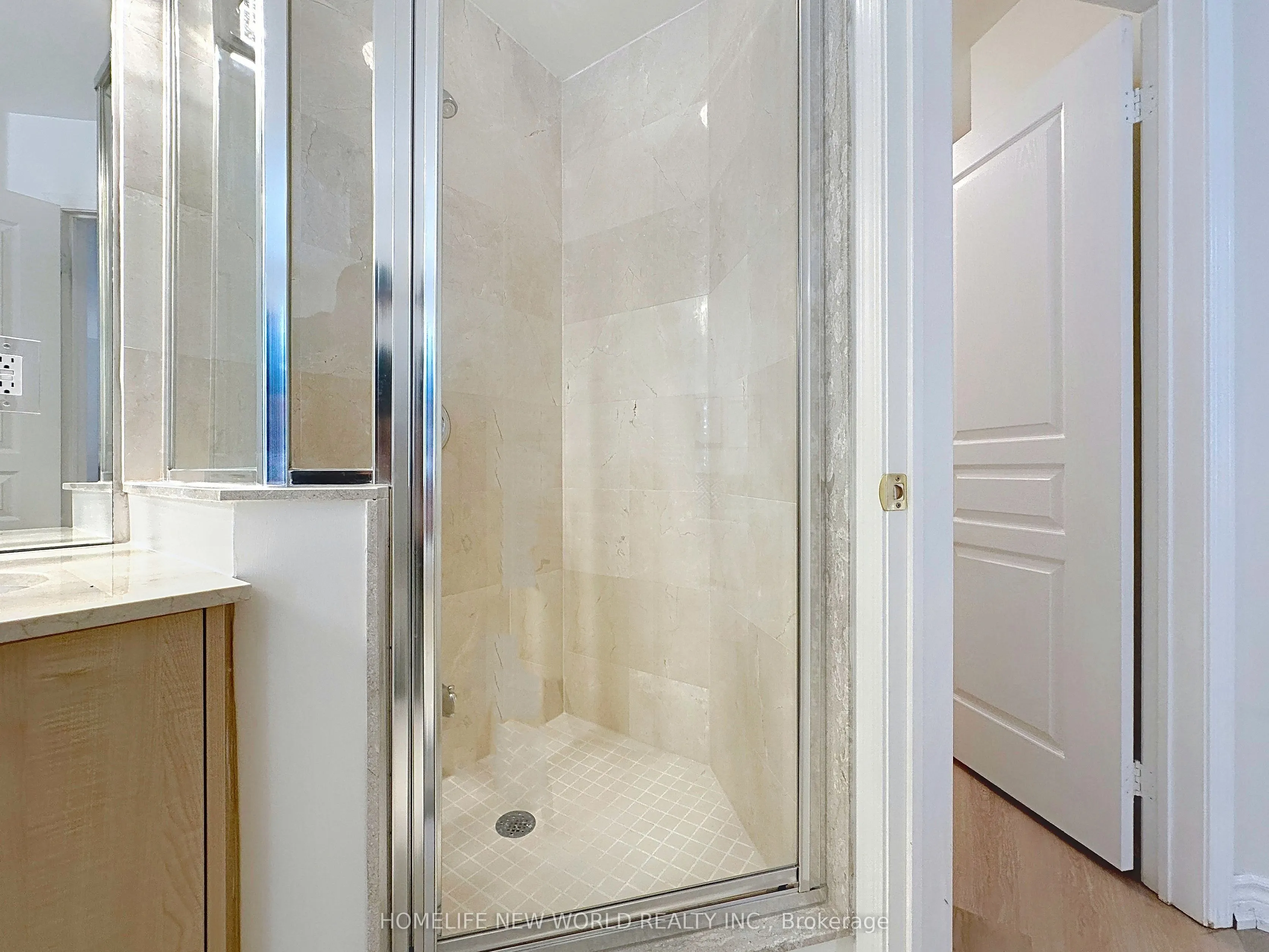16 Humberstone Drive #102
