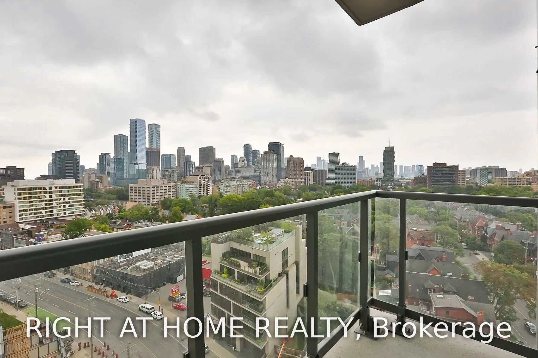 181 Bedford Avenue #1307