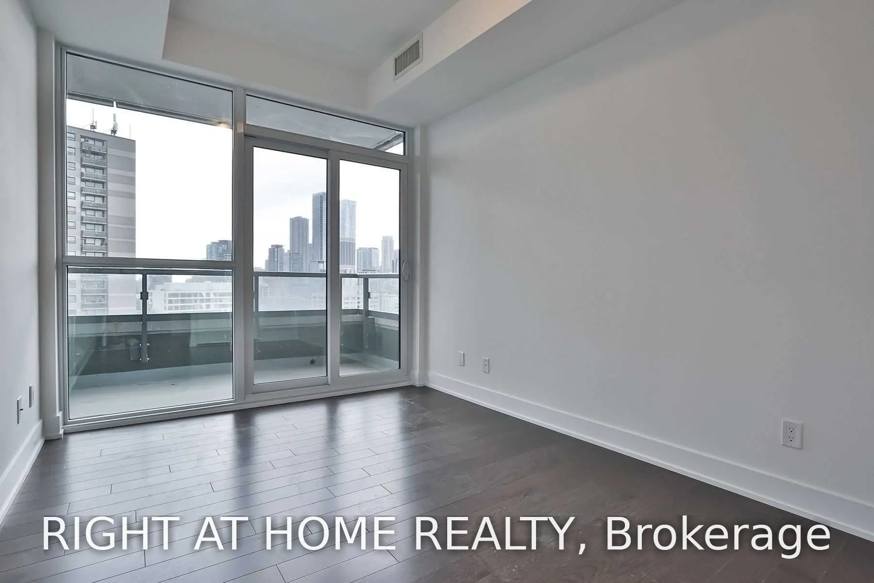 181 Bedford Avenue #1307
