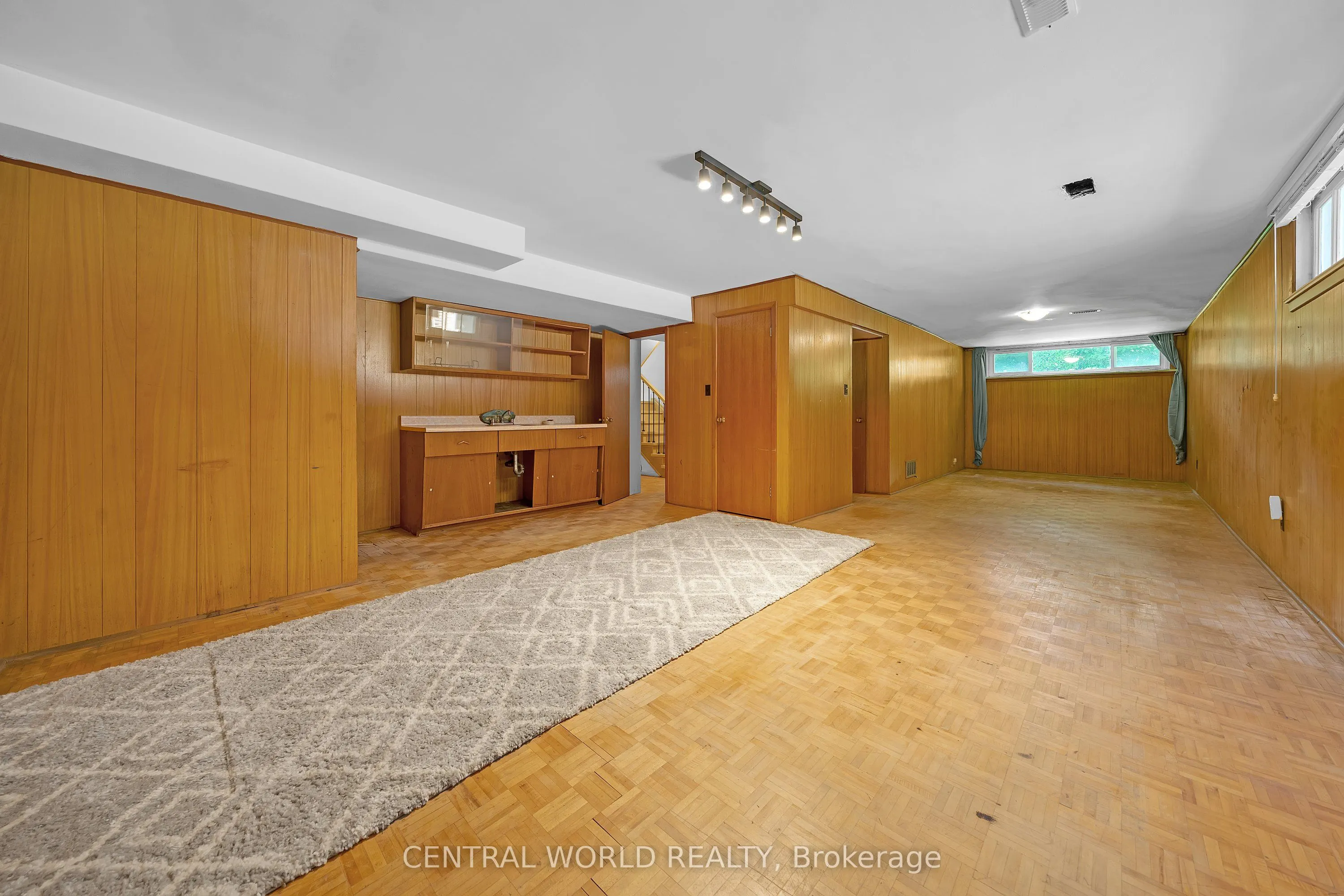 38 Denrock Drive