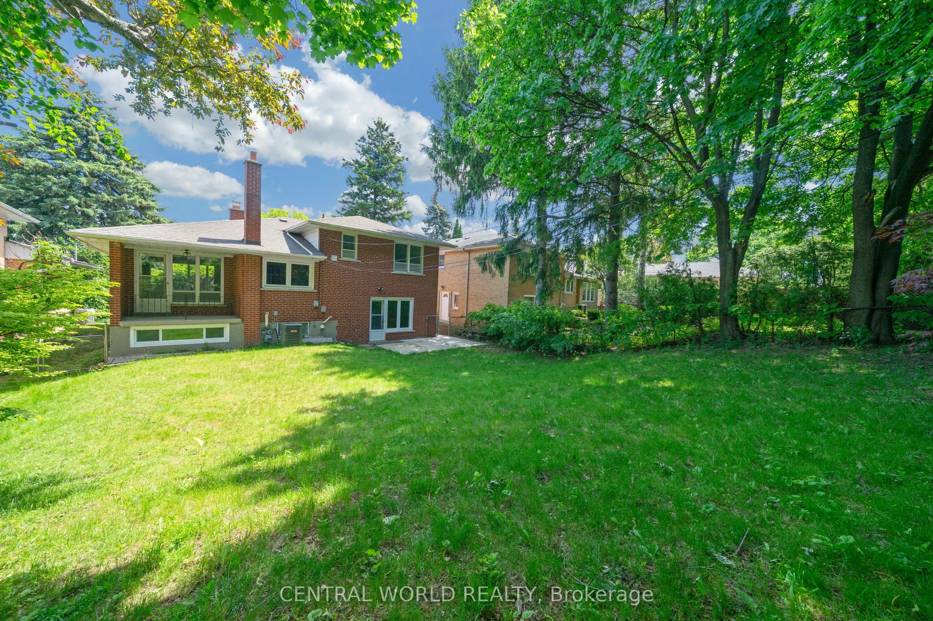 38 Denrock Drive