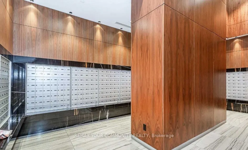 8 Eglinton Avenue E #4504