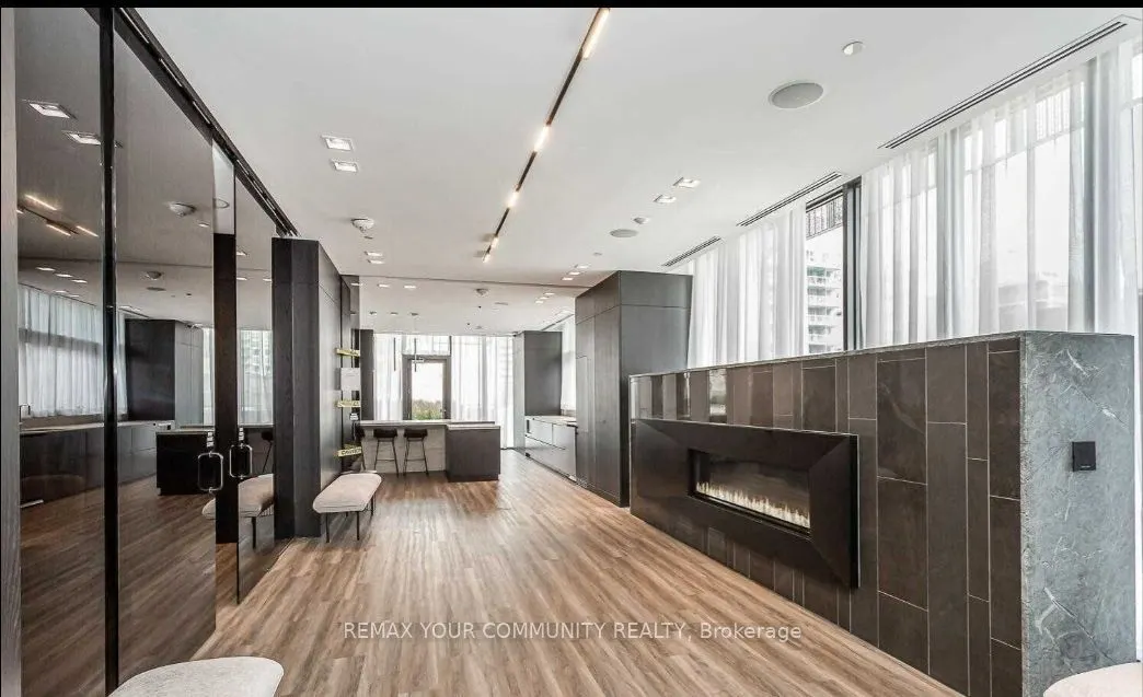 8 Eglinton Avenue E #4504