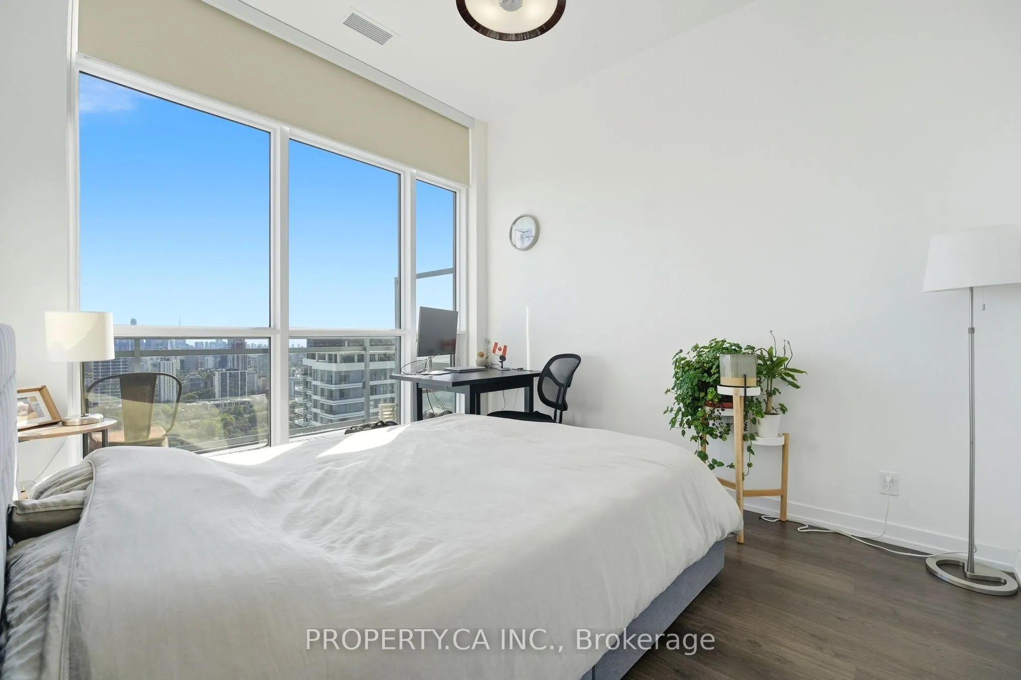 89 Dunfield Avenue #Ph3608