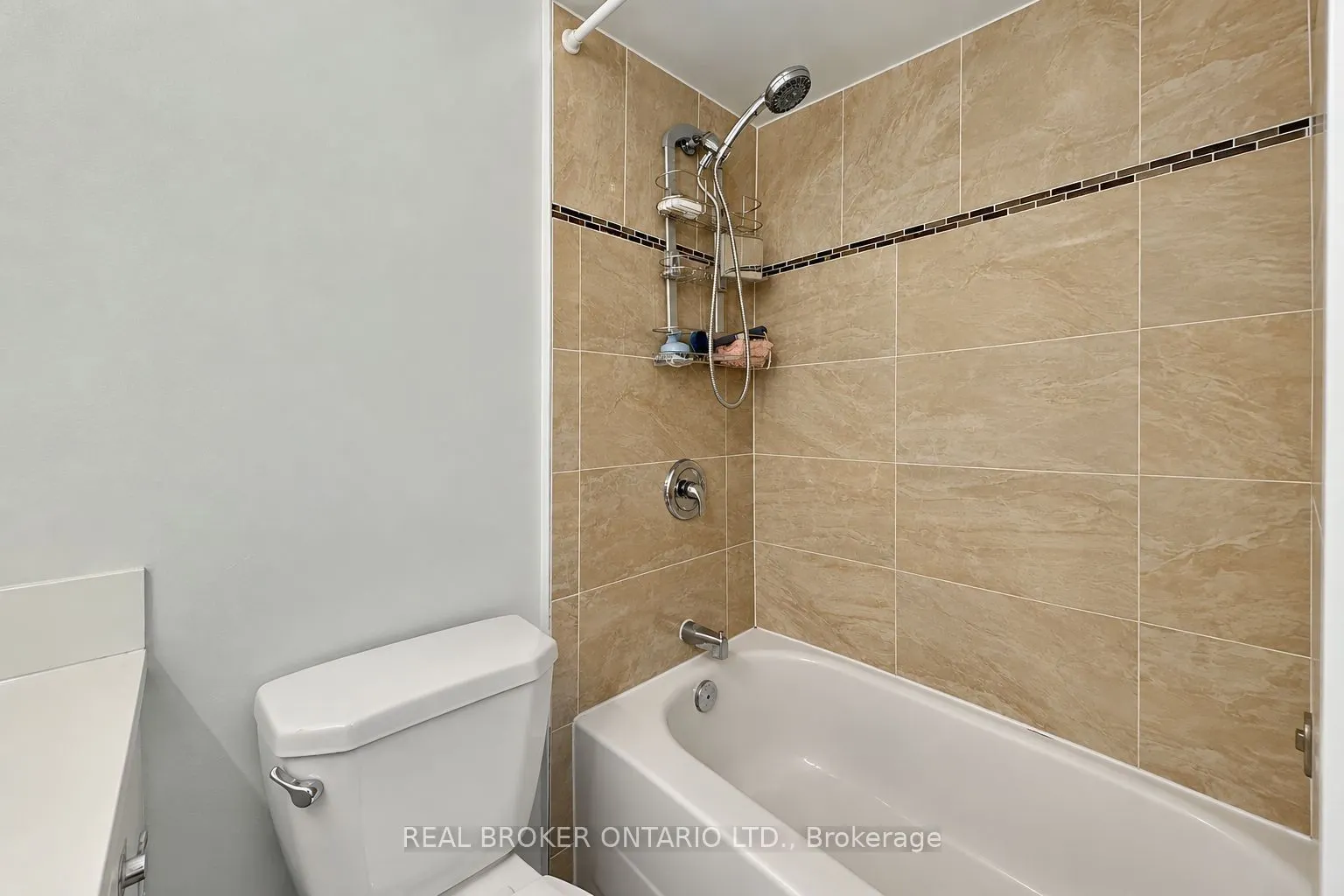 69 Upper Canada Drive #3