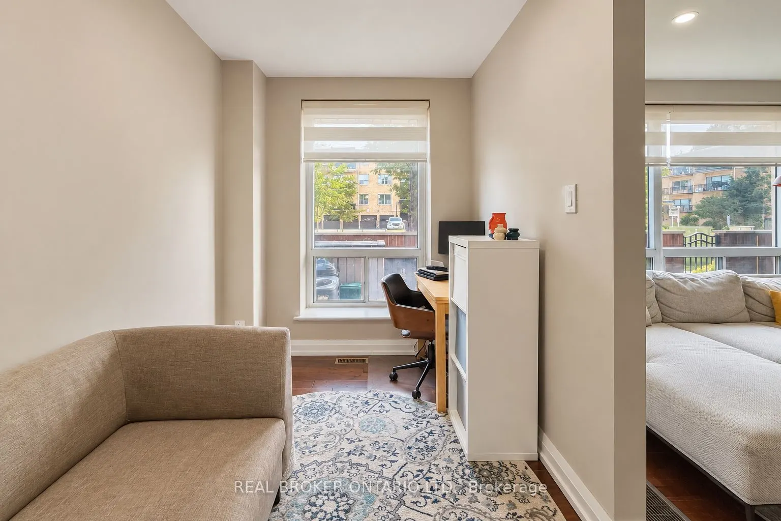 69 Upper Canada Drive #3